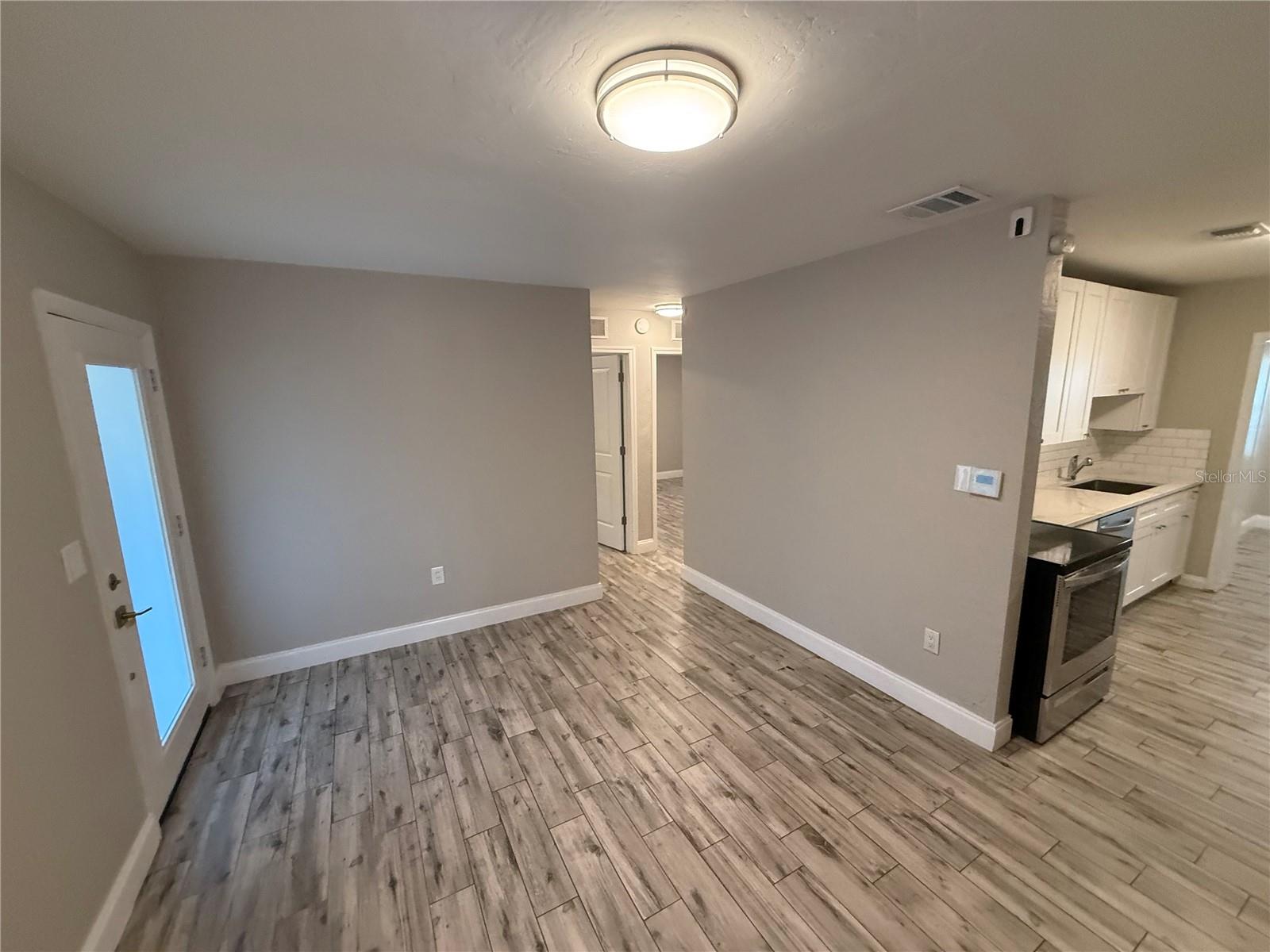 Image 4 of 21 For 4412 Anita Boulevard