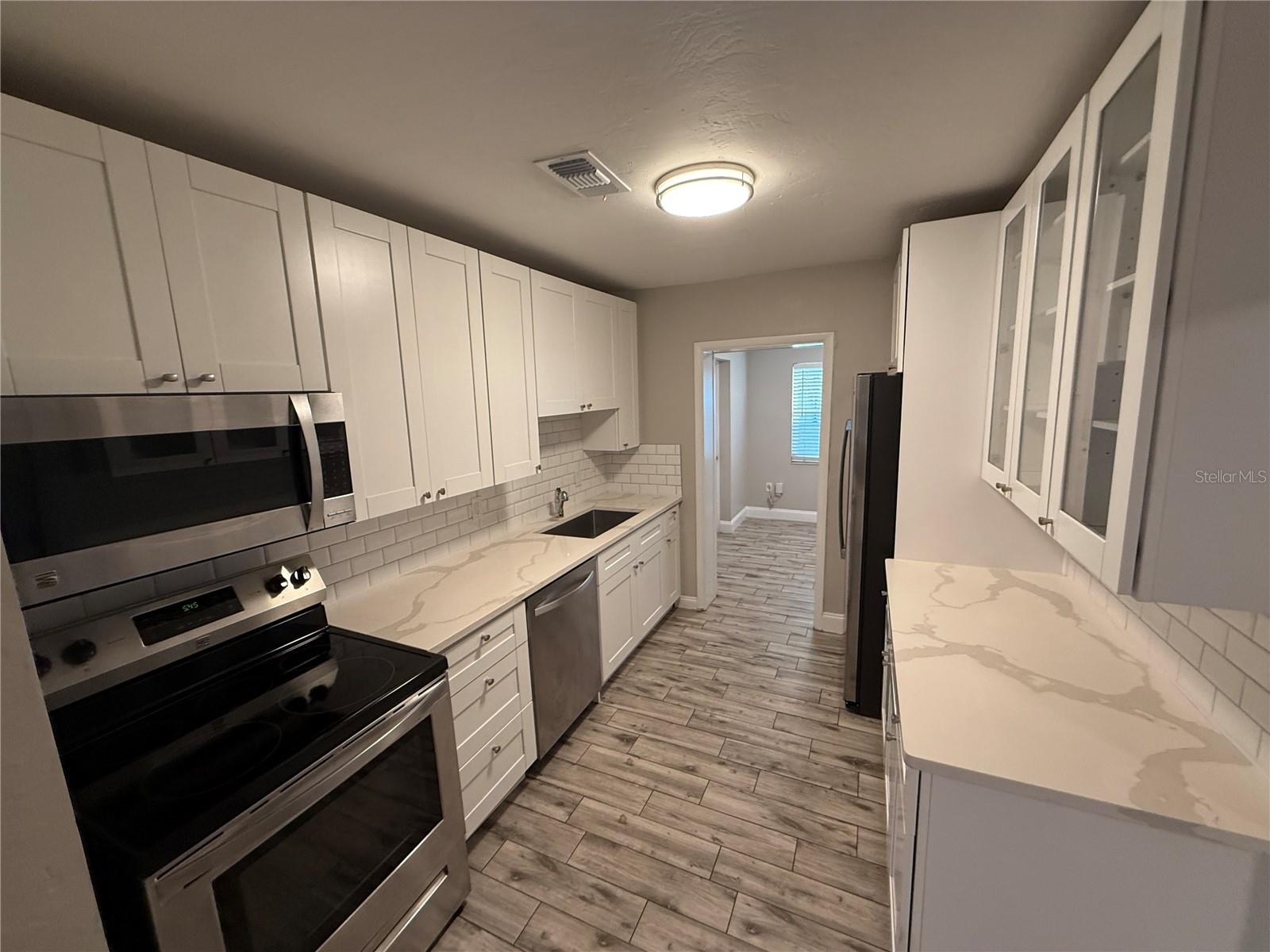 Image 5 of 21 For 4412 Anita Boulevard