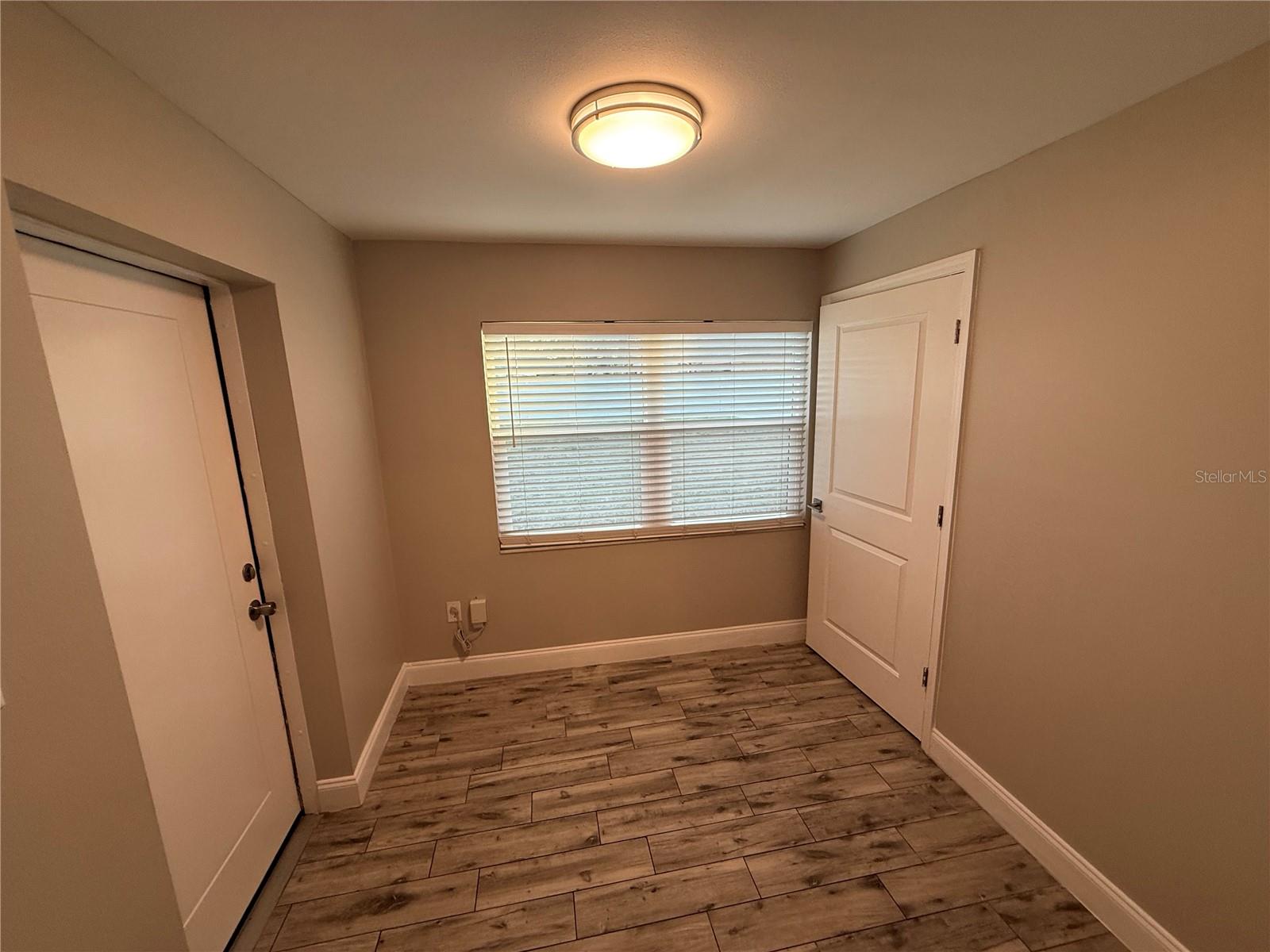 Image 7 of 21 For 4412 Anita Boulevard