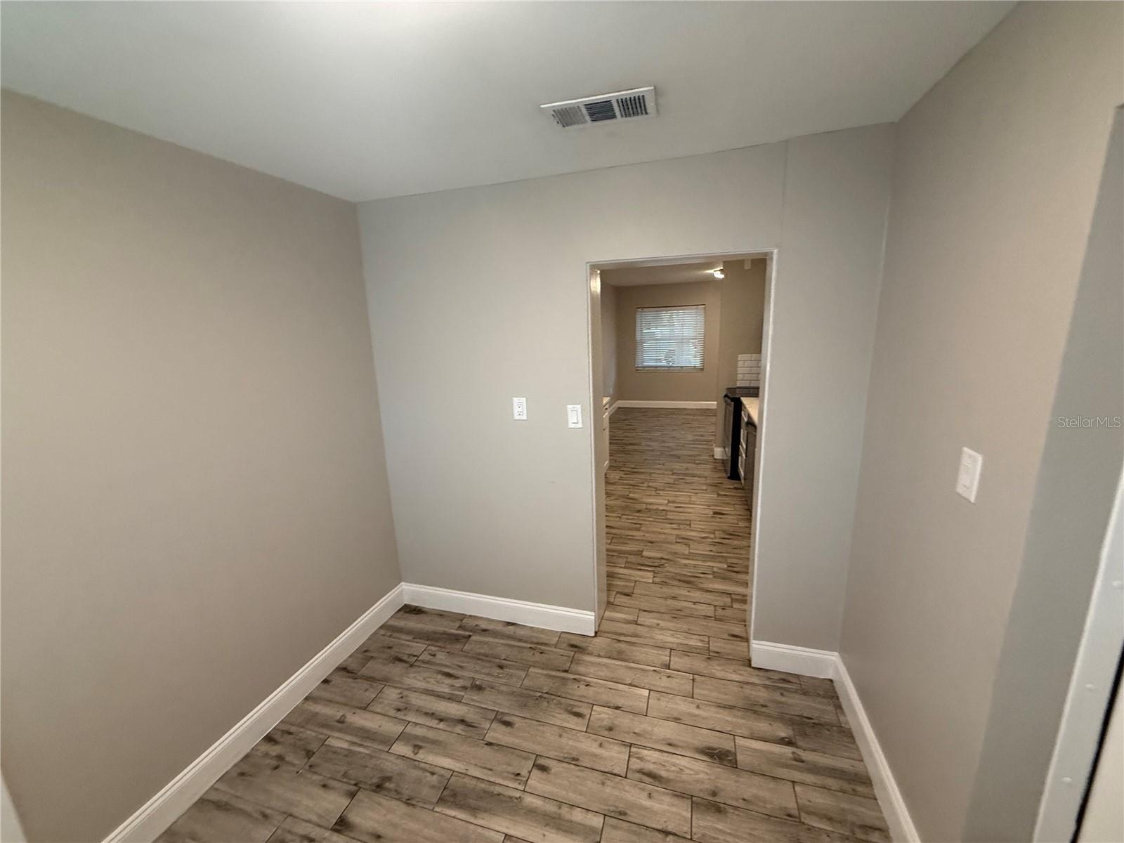 Image 8 of 21 For 4412 Anita Boulevard