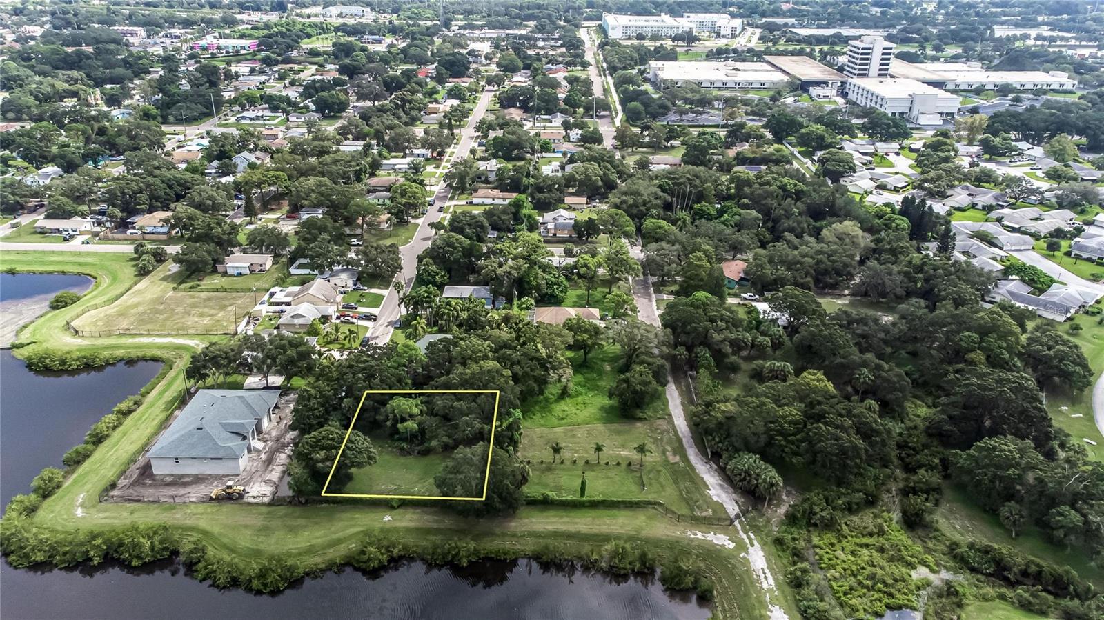 Image 8 of 25 For 3834 29 Avenue