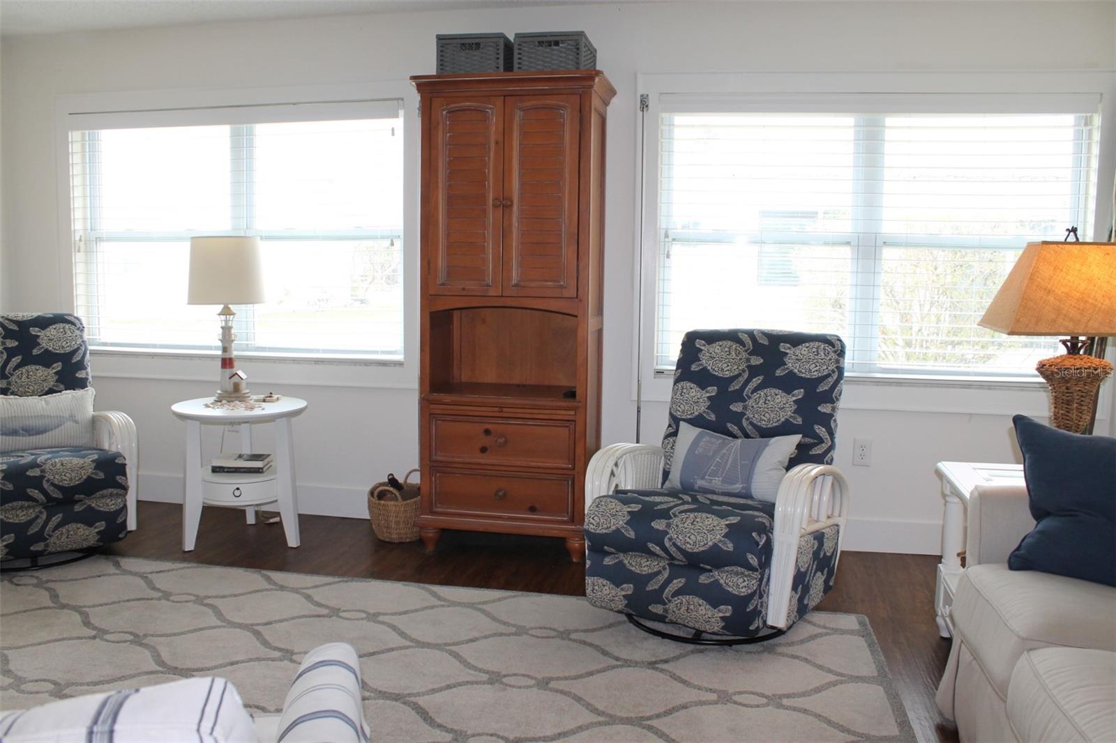 Image 25 of 51 For 9304 41st Way N