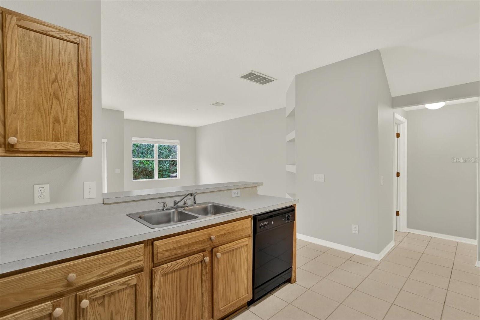 Image 5 of 26 For 17442 Stinchar Drive