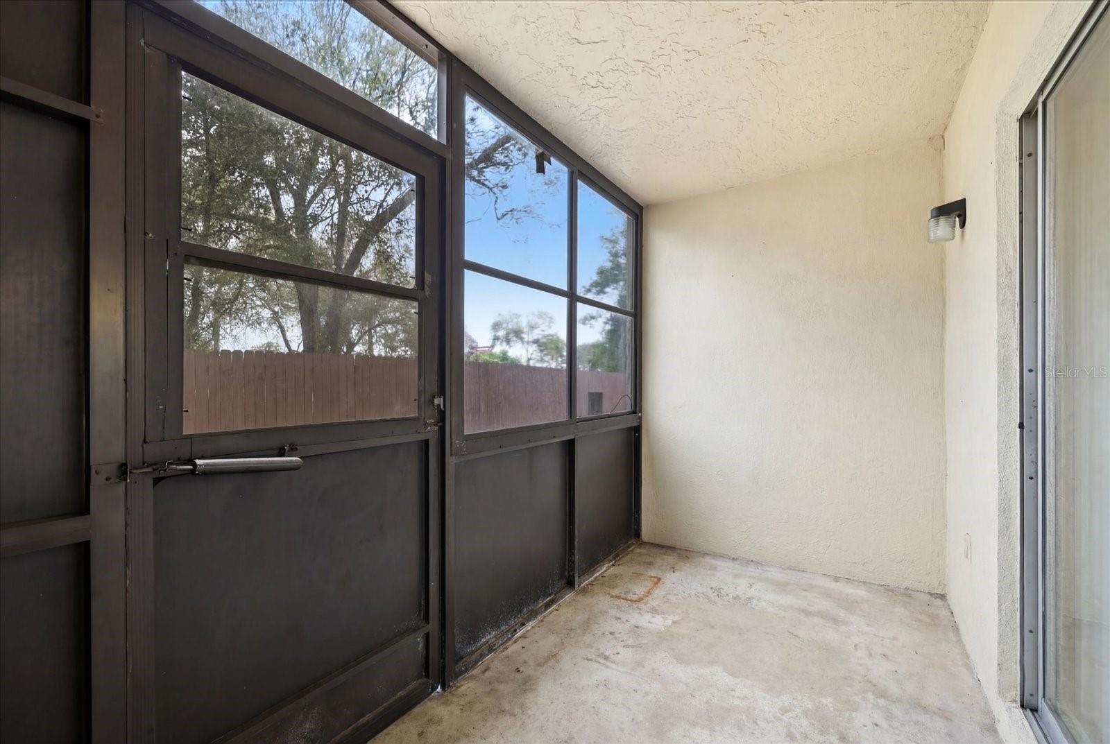 Image 15 of 24 For 2420 Winding Creek Boulevard 105