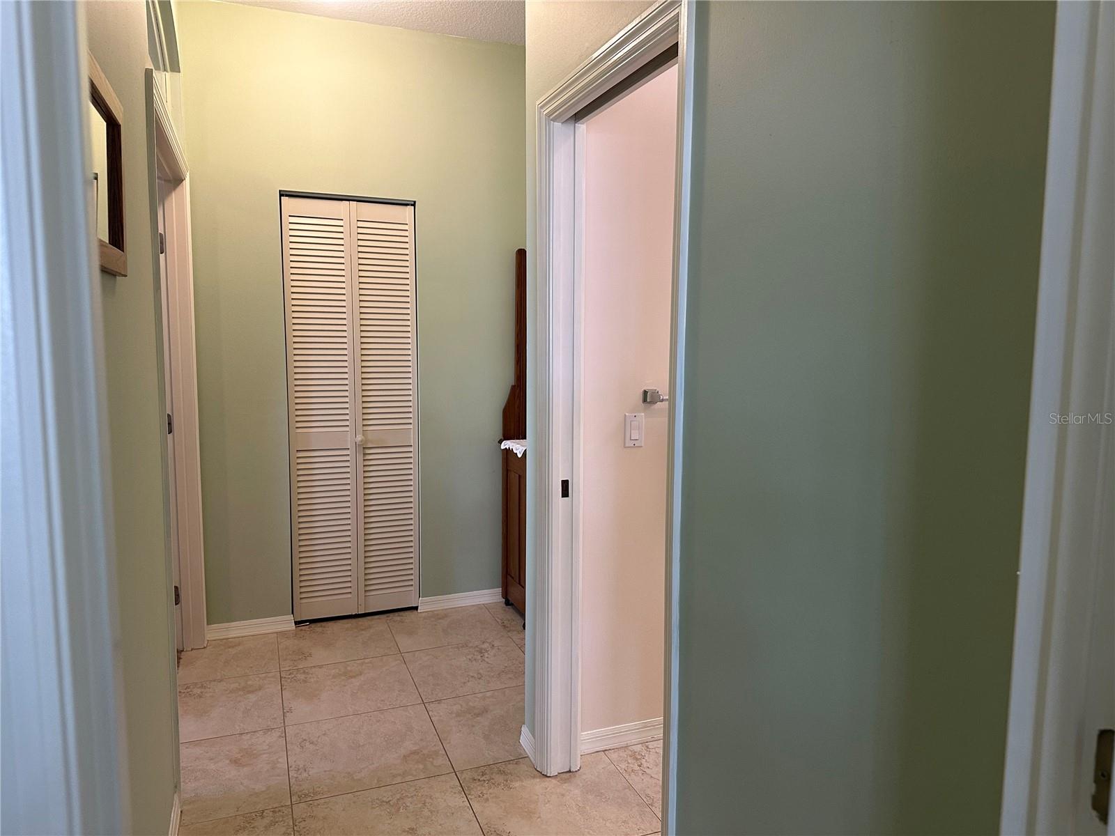 Image 14 of 52 For 4614 Crestline Drive