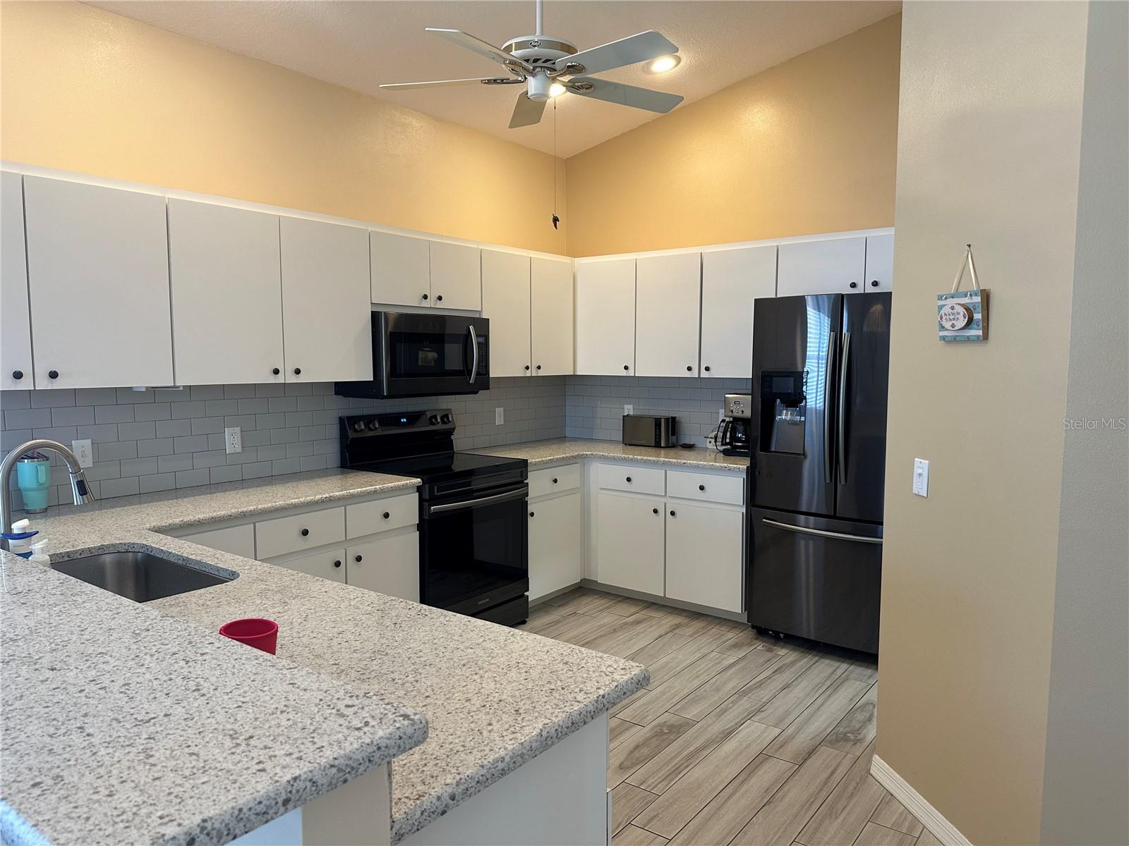 Image 19 of 52 For 4614 Crestline Drive