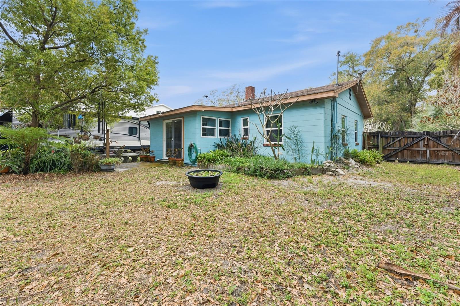 Listing photo id 31 for 7003 13th Street