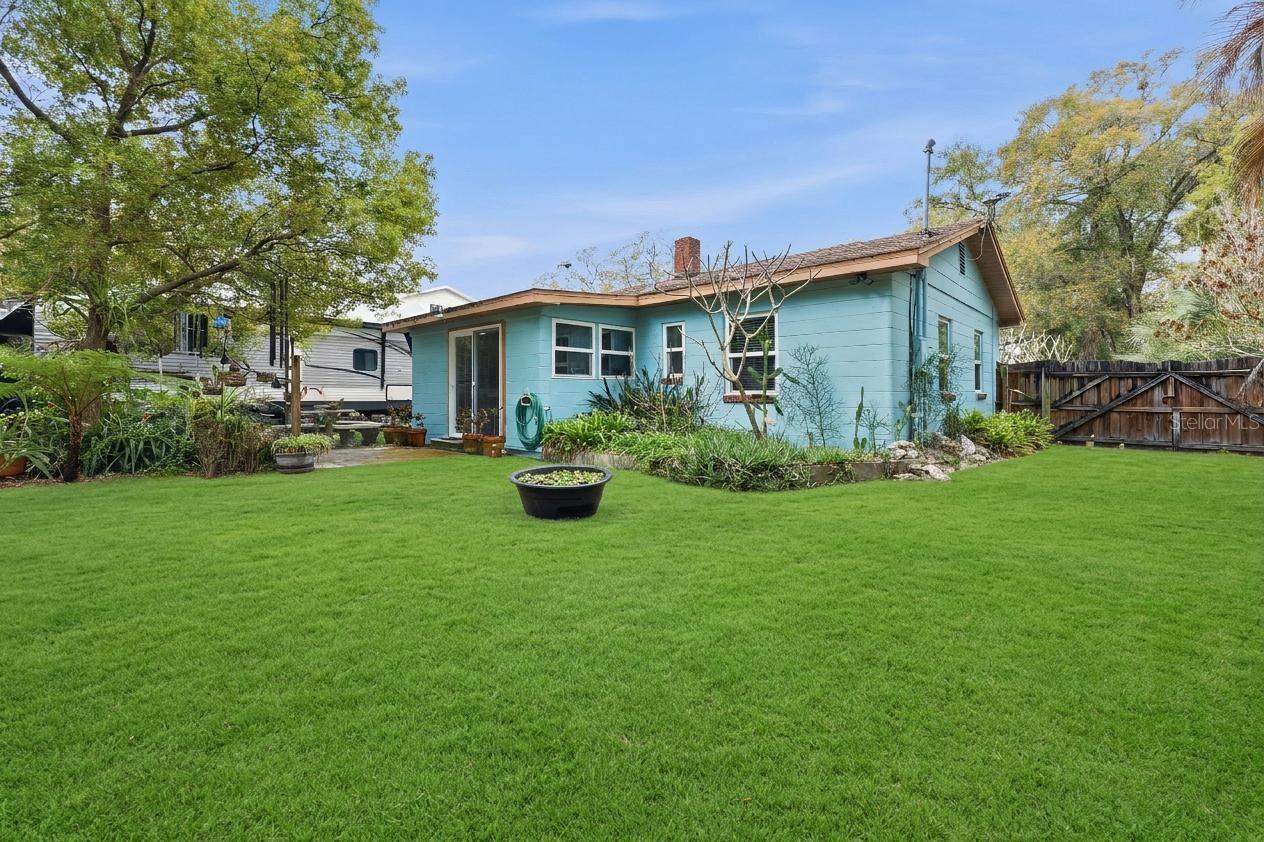 Listing photo id 32 for 7003 13th Street