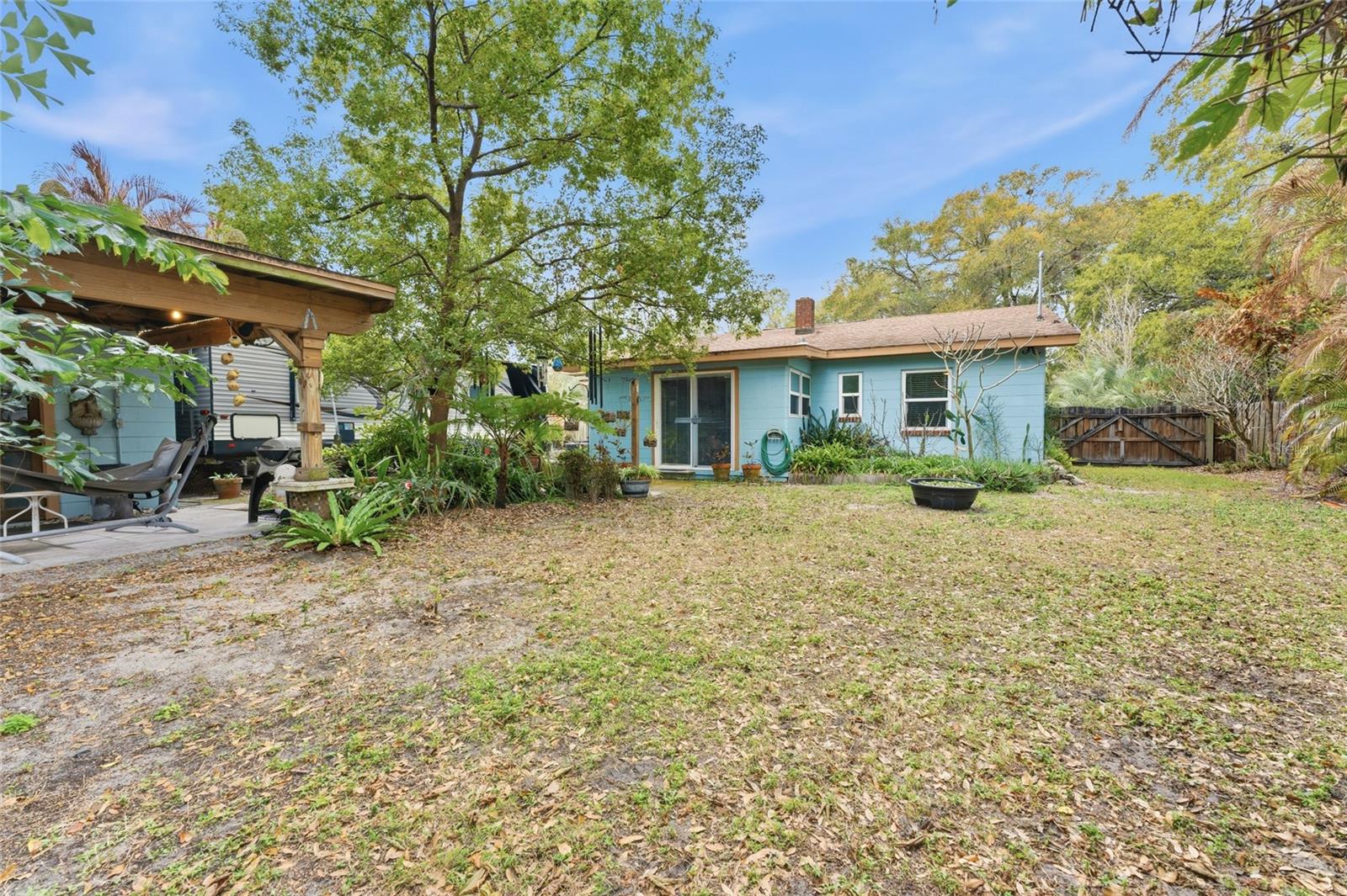 Listing photo id 35 for 7003 13th Street