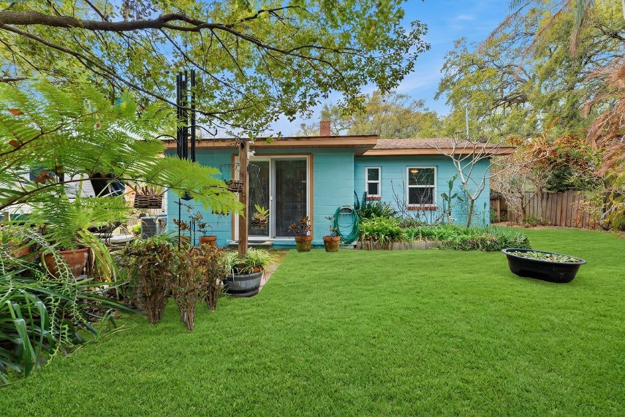 Listing photo id 40 for 7003 13th Street