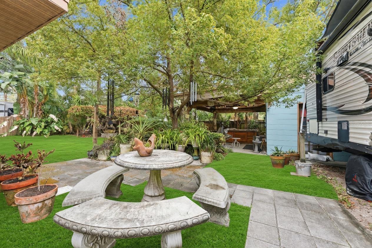 Listing photo id 47 for 7003 13th Street