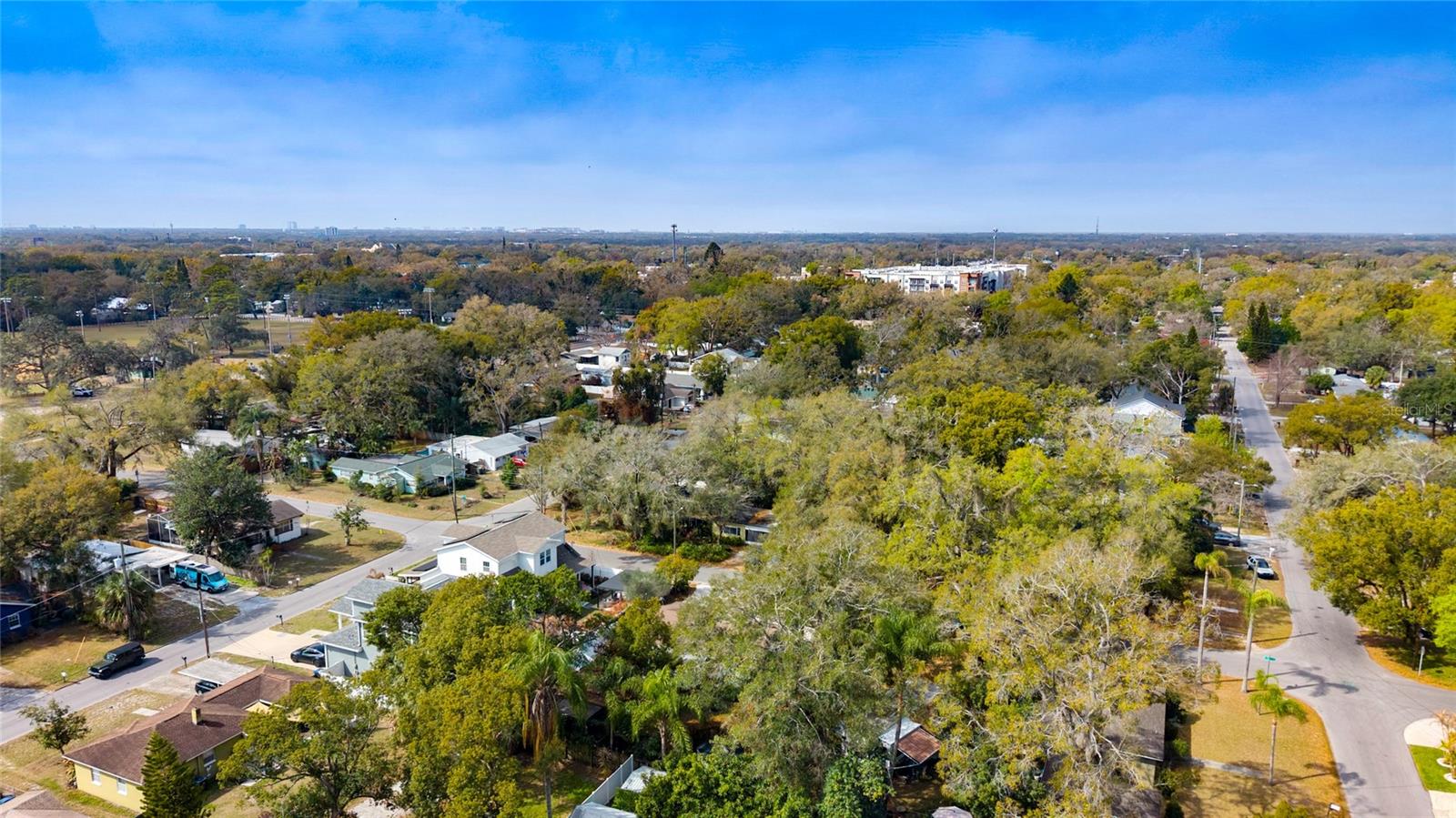 Listing photo id 52 for 7003 13th Street