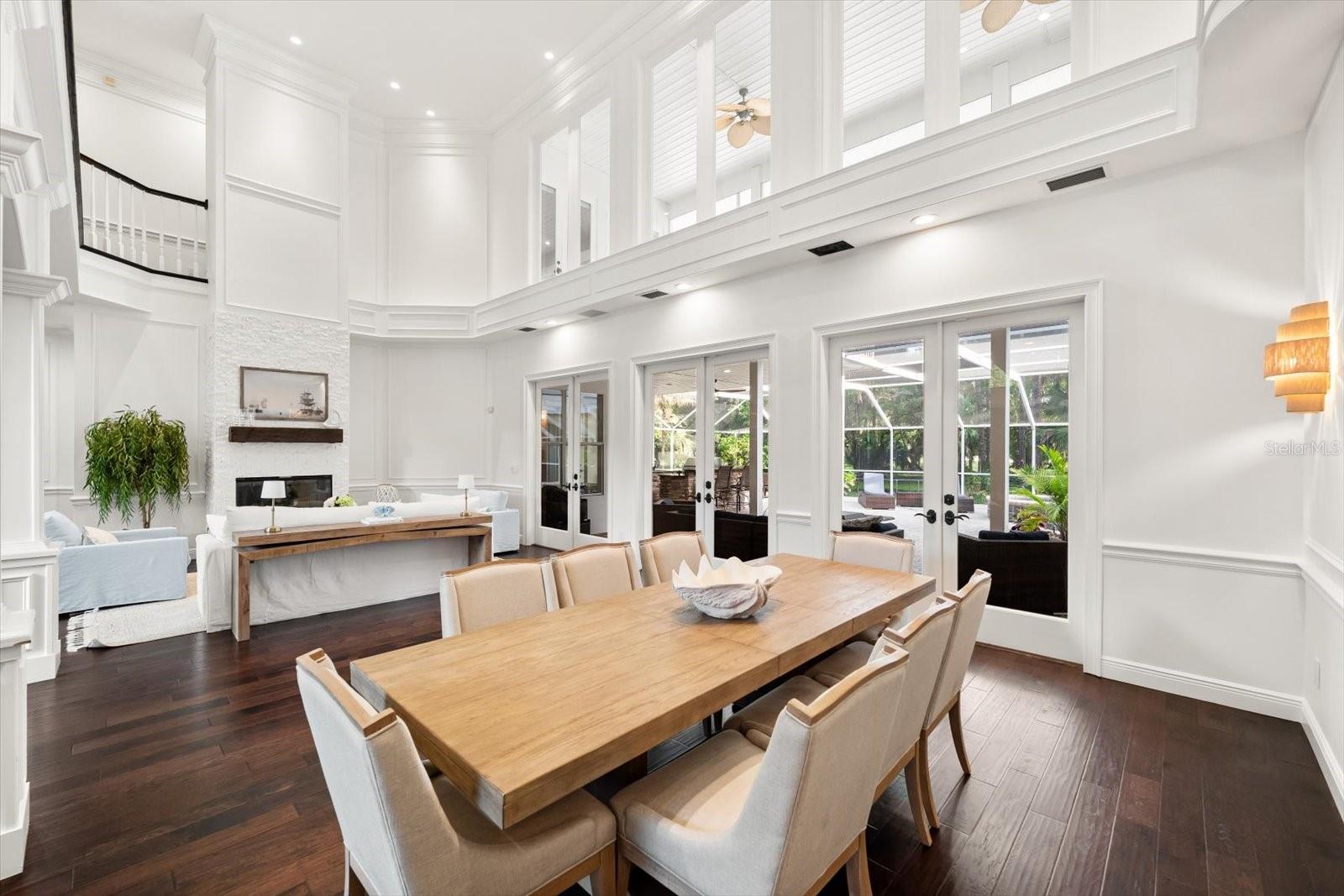 Listing photo id 17 for 6413 Maclaurin Drive