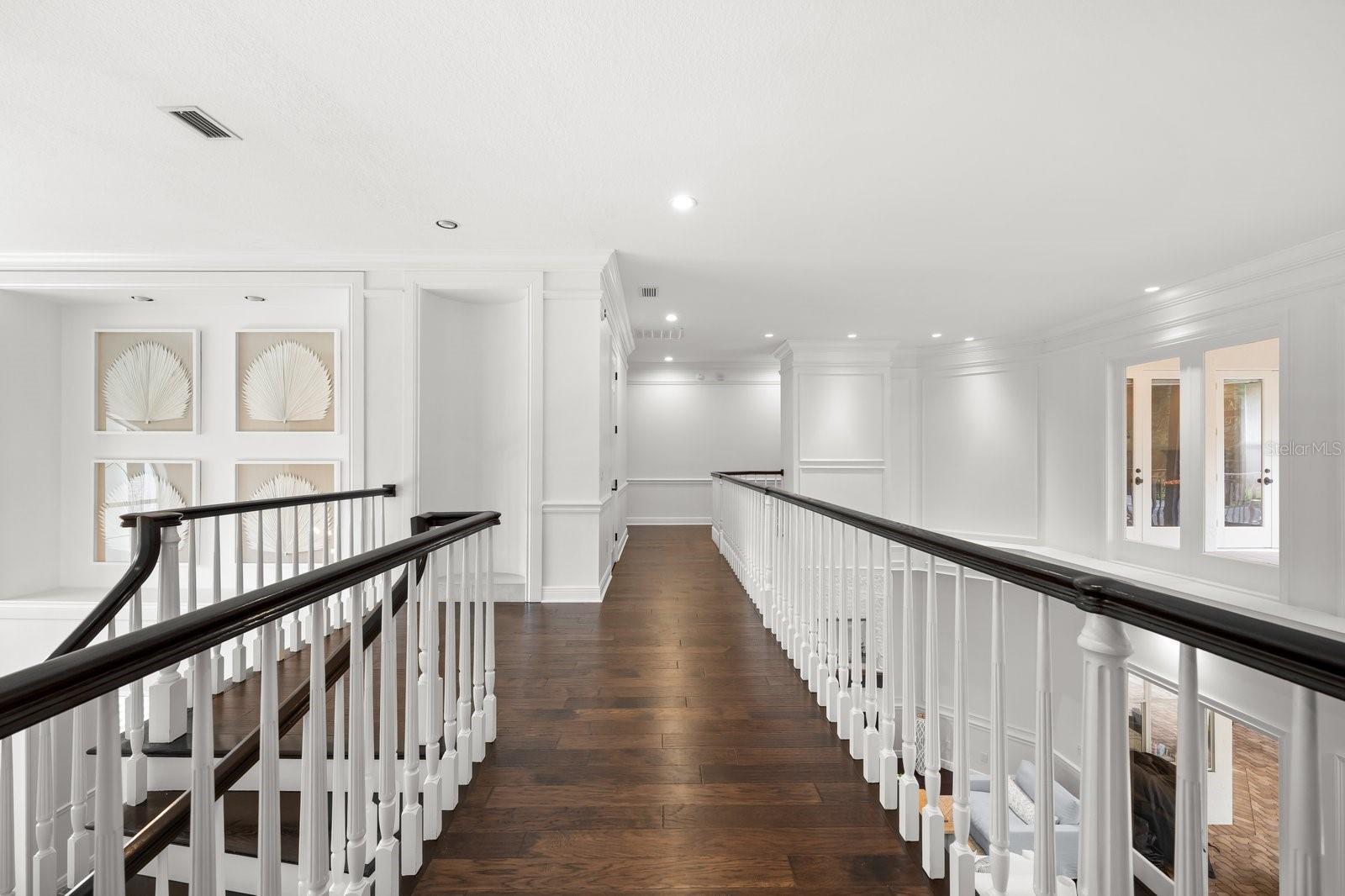 Listing photo id 38 for 6413 Maclaurin Drive