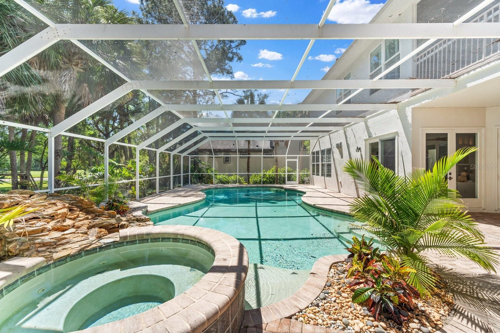 Listing photo id 55 for 6413 Maclaurin Drive