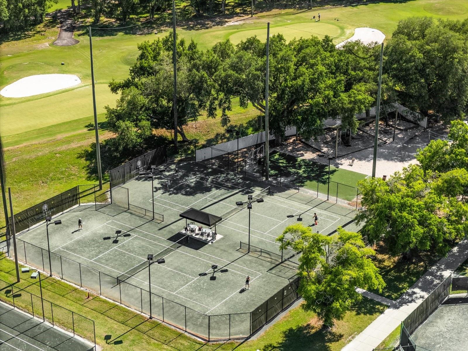 Listing photo id 67 for 6413 Maclaurin Drive