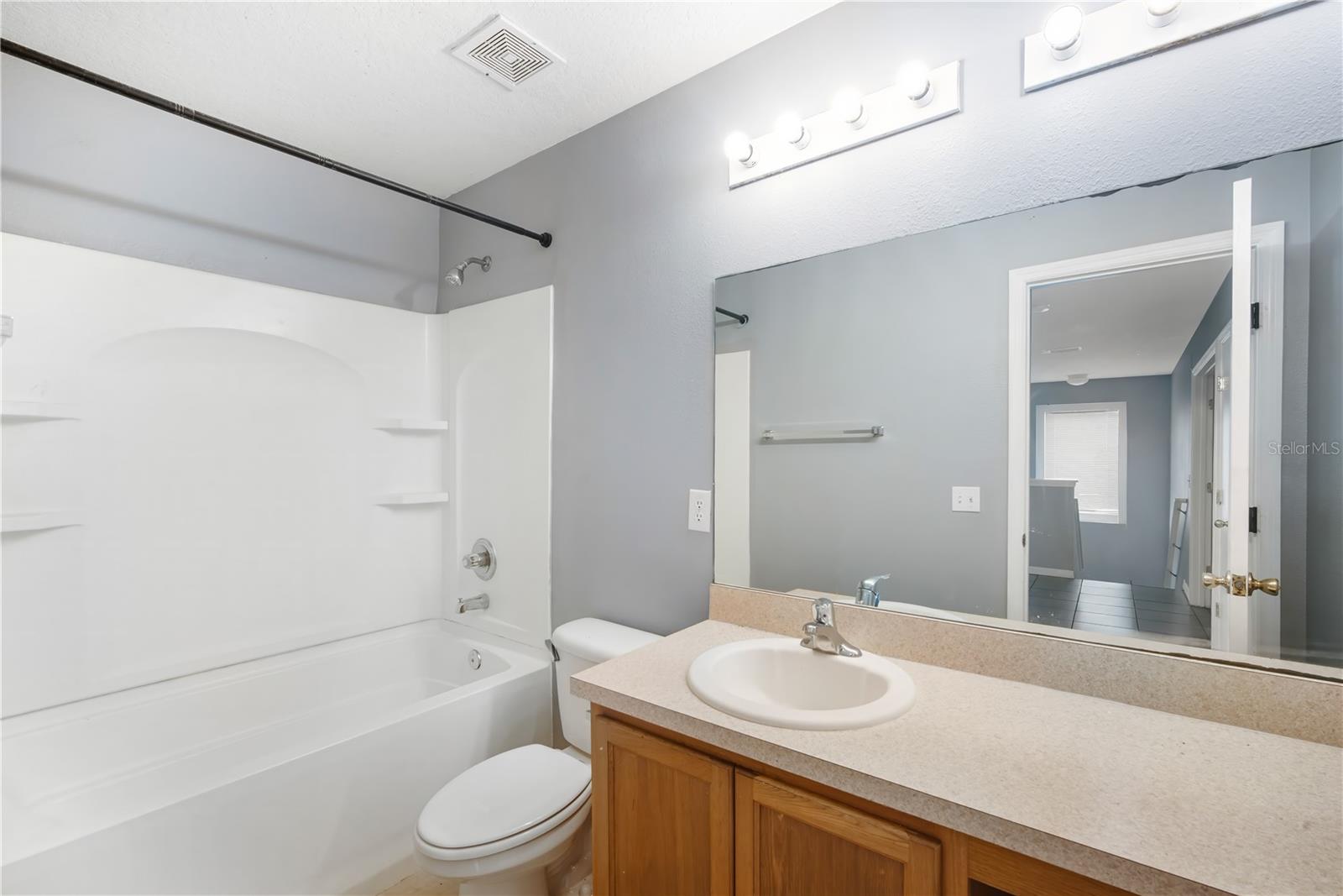 Image 18 of 25 For 6304 Cherry Blossom Trail