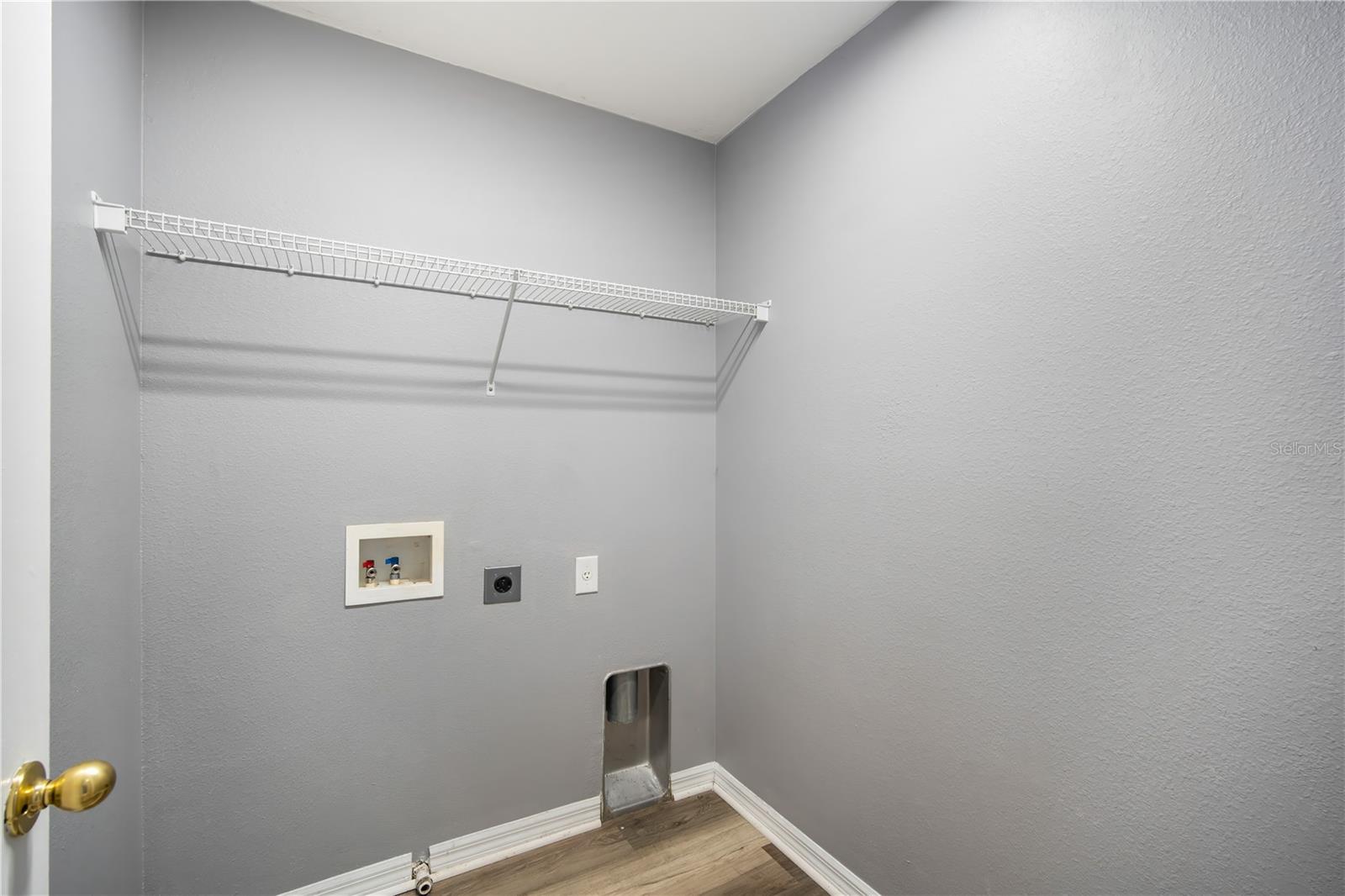 Image 19 of 25 For 6304 Cherry Blossom Trail