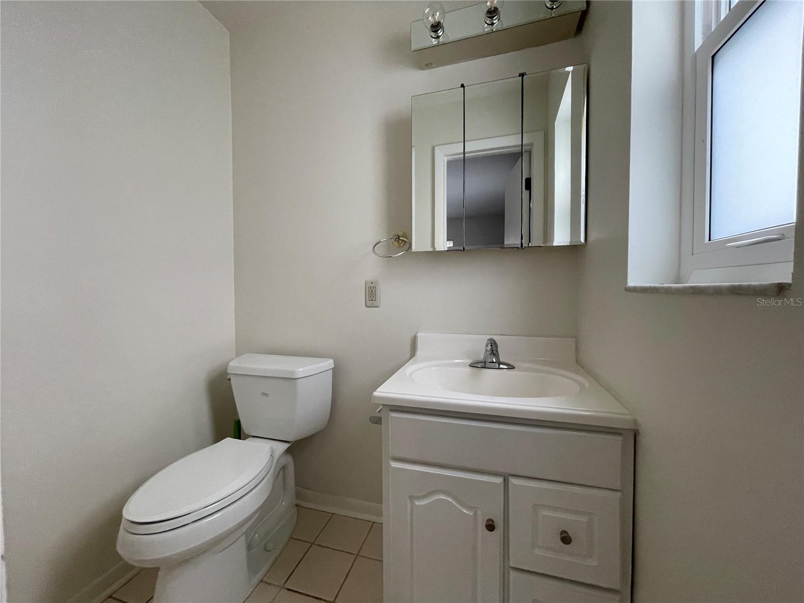 Image 13 of 16 For 126 18th Avenue Ne