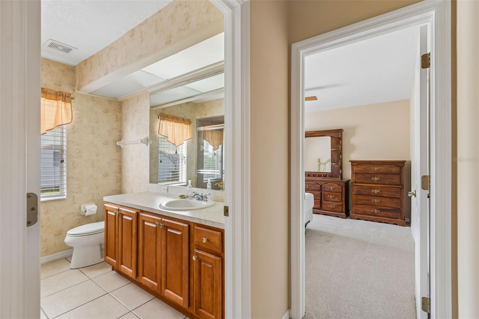 Image 15 of 99 For 7424 Melogold Circle