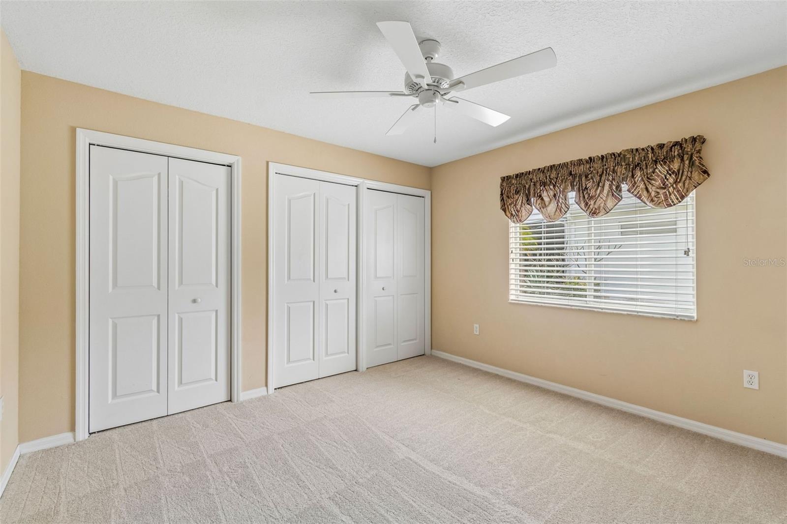 Image 16 of 99 For 7424 Melogold Circle