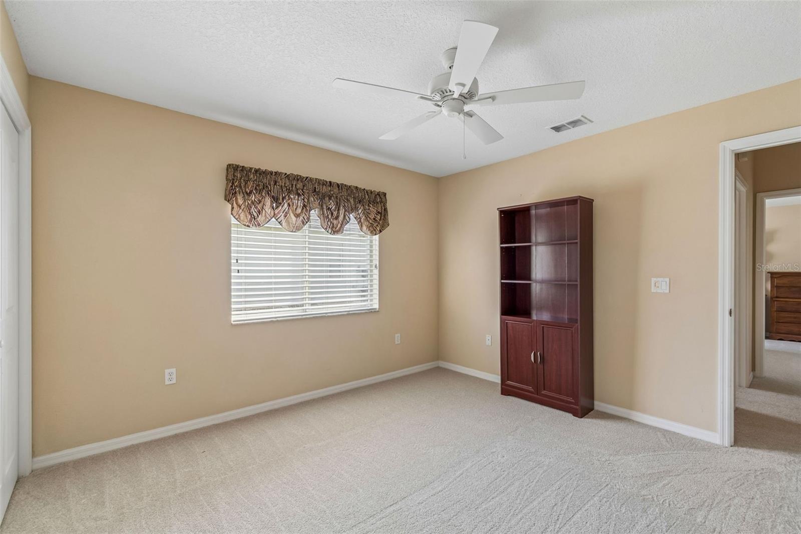 Image 17 of 99 For 7424 Melogold Circle