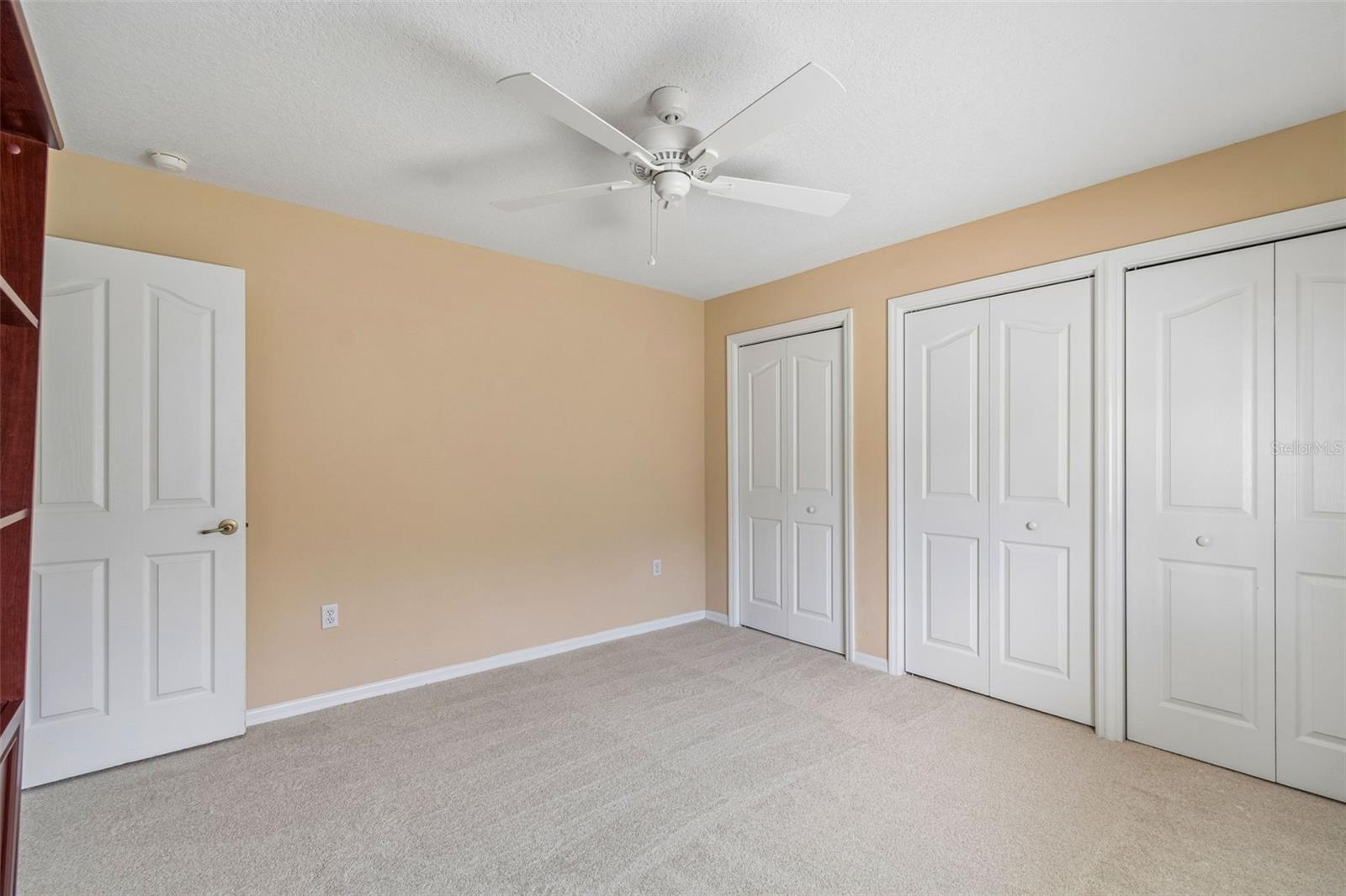 Image 18 of 99 For 7424 Melogold Circle