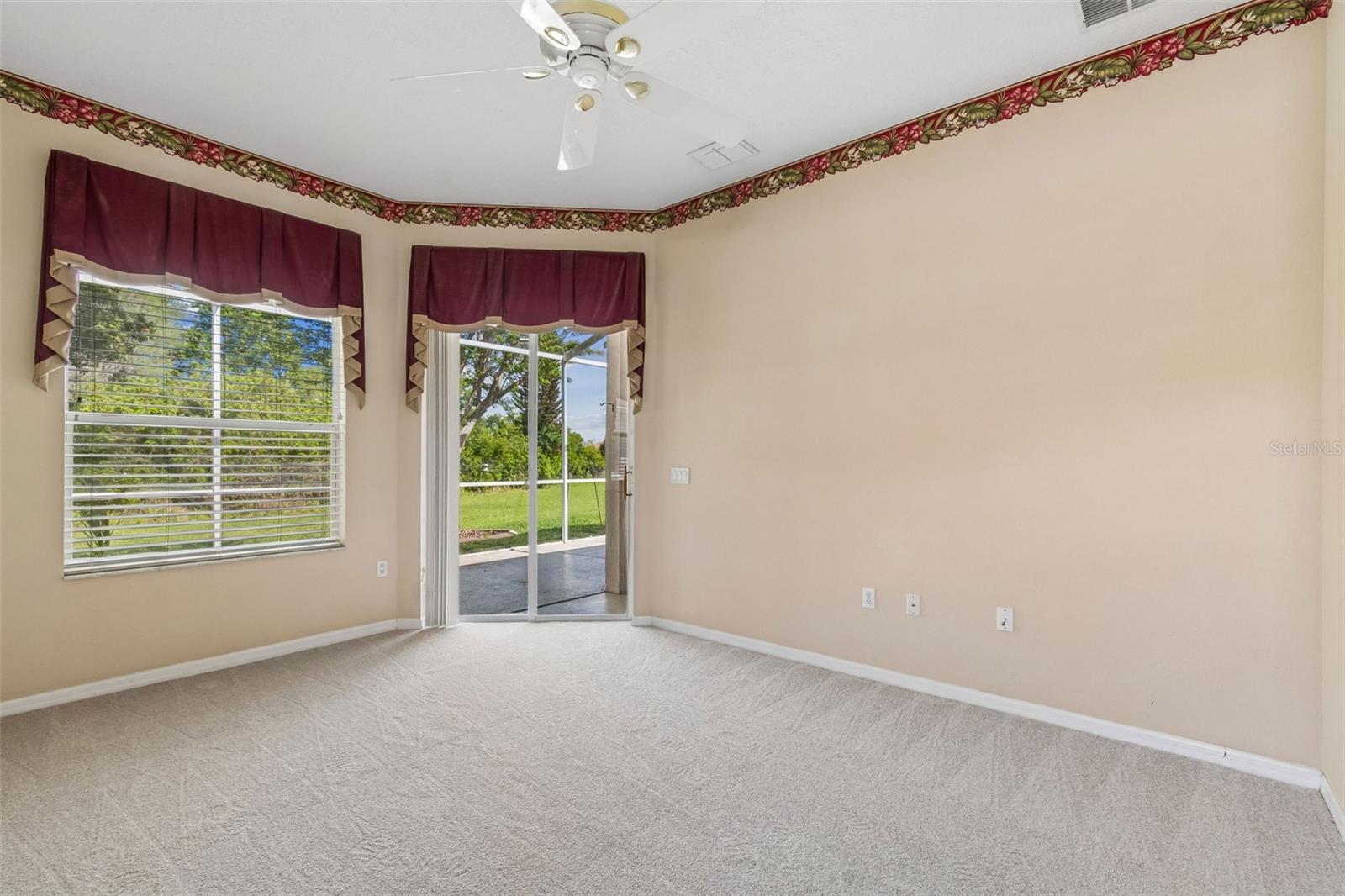 Image 51 of 99 For 7424 Melogold Circle