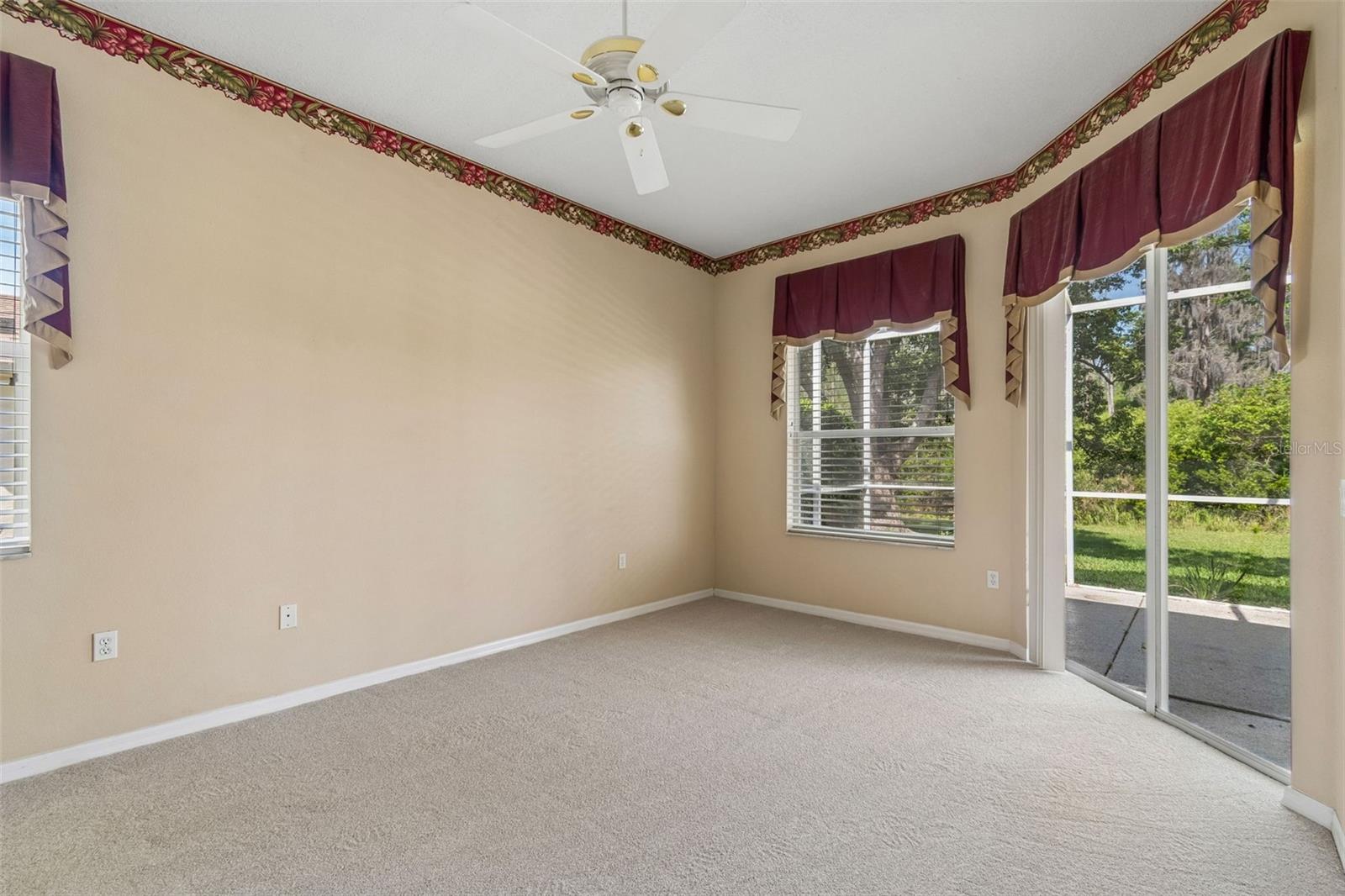 Image 52 of 99 For 7424 Melogold Circle