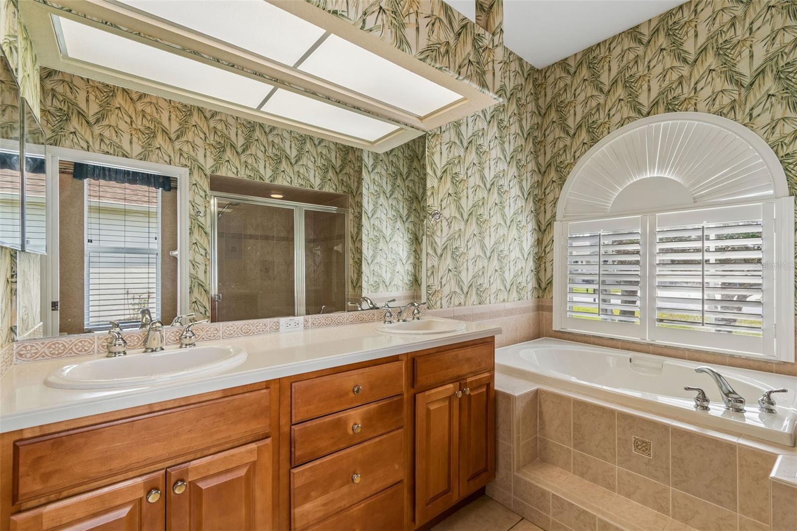 Image 56 of 99 For 7424 Melogold Circle