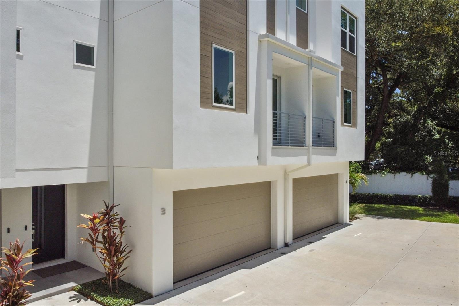 Image 2 of 27 For 2306 Texas Avenue 3