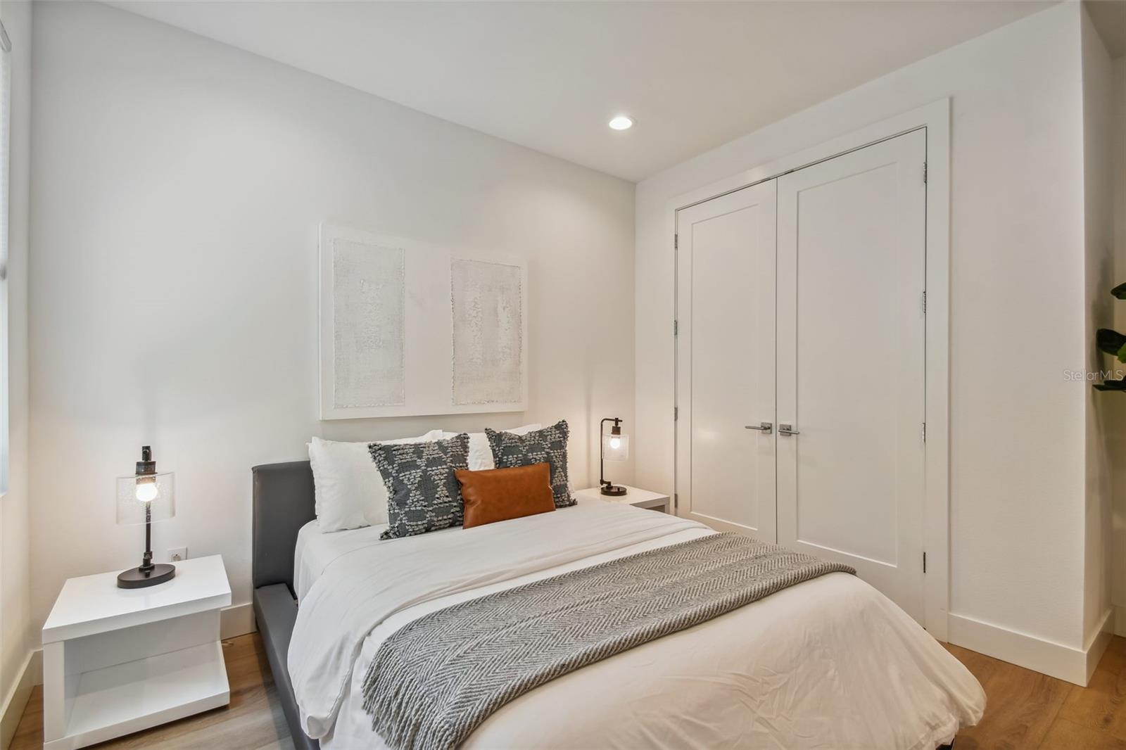 Image 6 of 27 For 2306 Texas Avenue 3