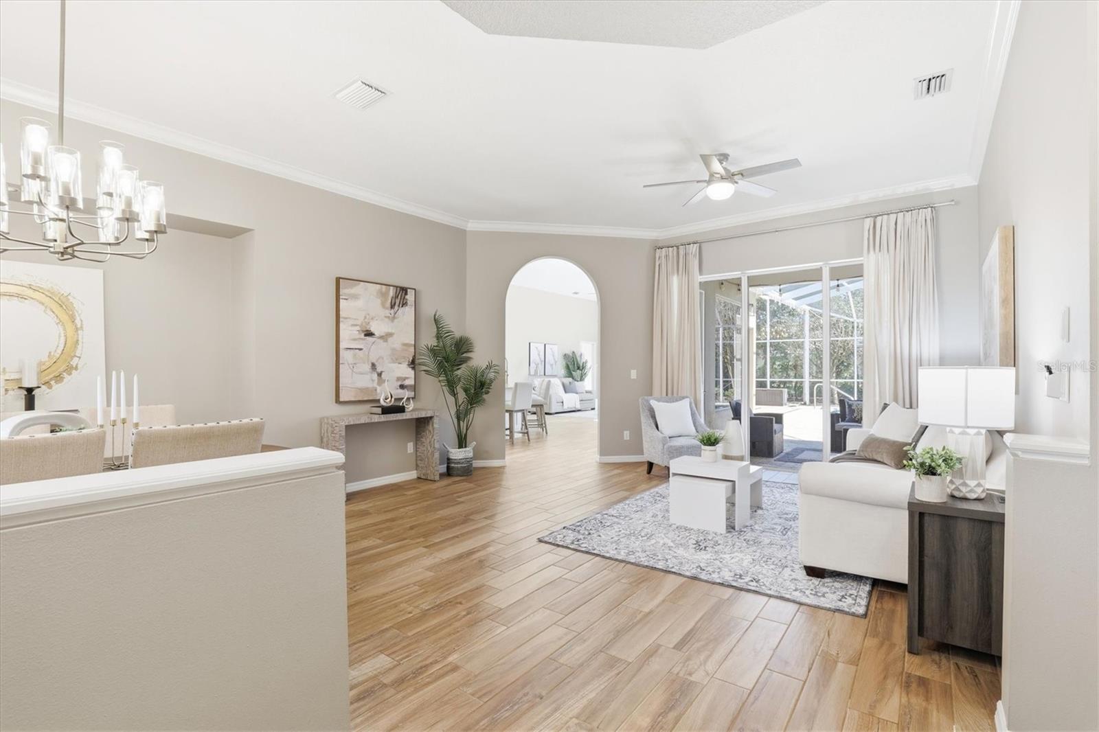 Listing photo id 9 for 2111 Pinnacle Circle N