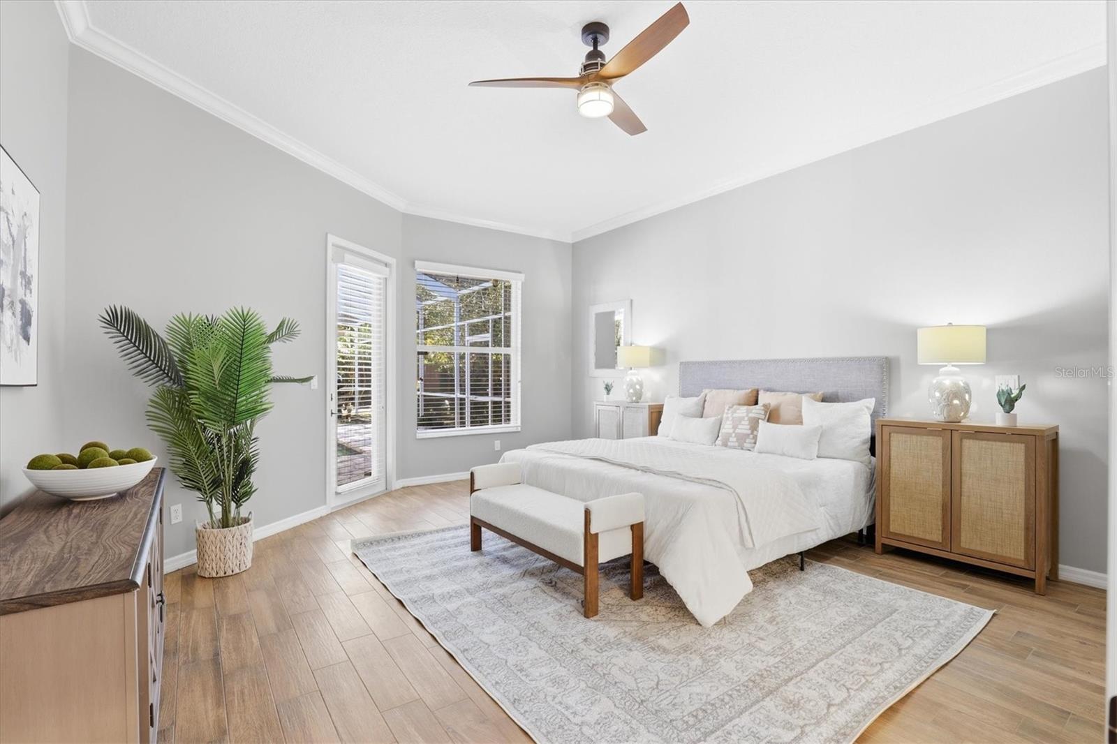 Listing photo id 10 for 2111 Pinnacle Circle N