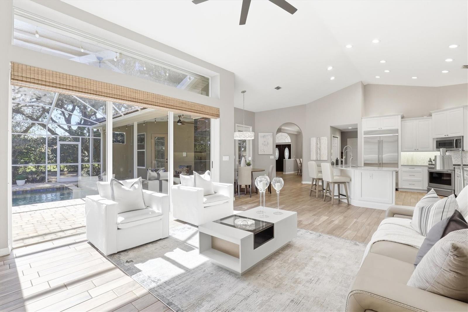 Listing photo id 26 for 2111 Pinnacle Circle N