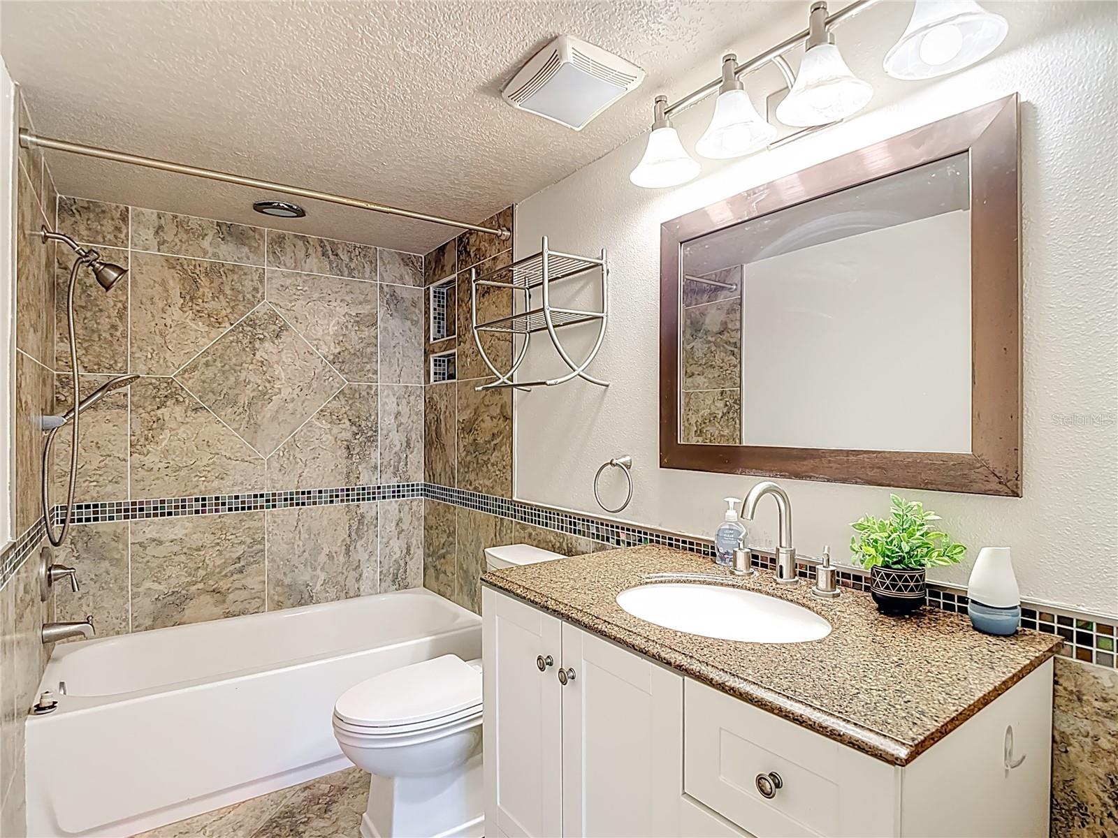 Listing photo id 26 for 11020 Peppertree Lane