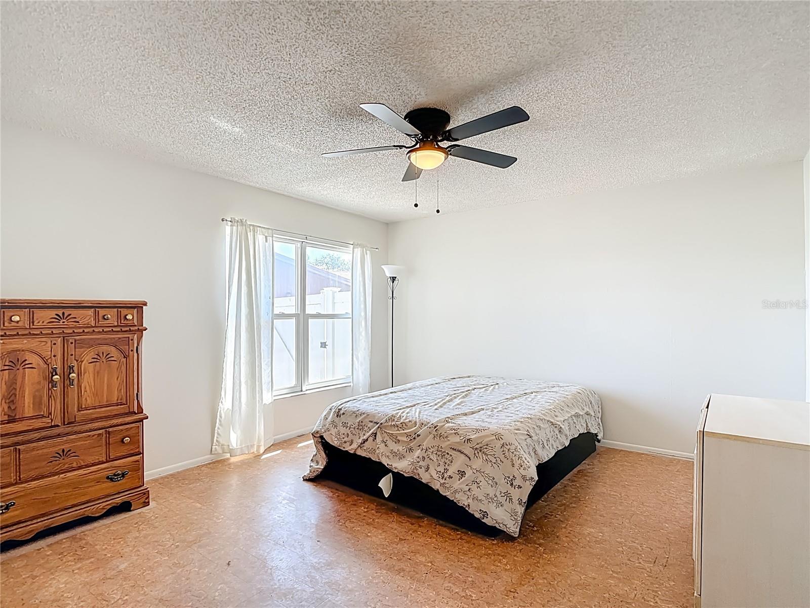 Listing photo id 27 for 11020 Peppertree Lane