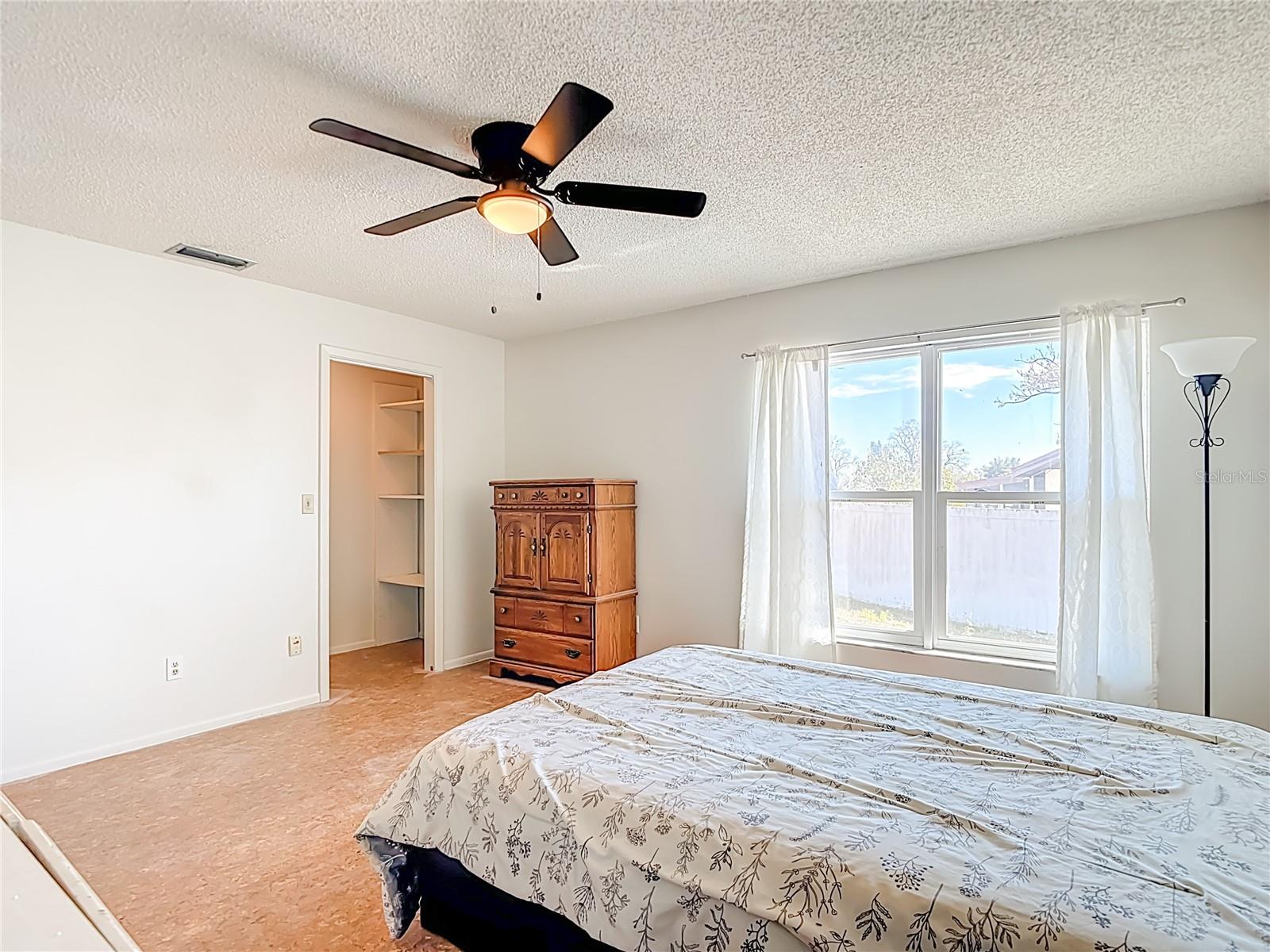 Listing photo id 29 for 11020 Peppertree Lane