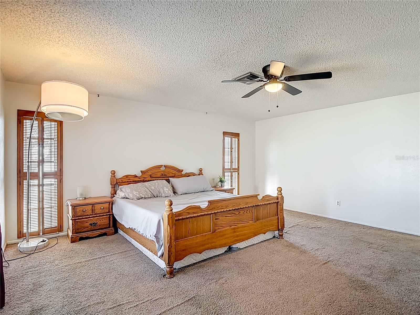 Listing photo id 32 for 11020 Peppertree Lane