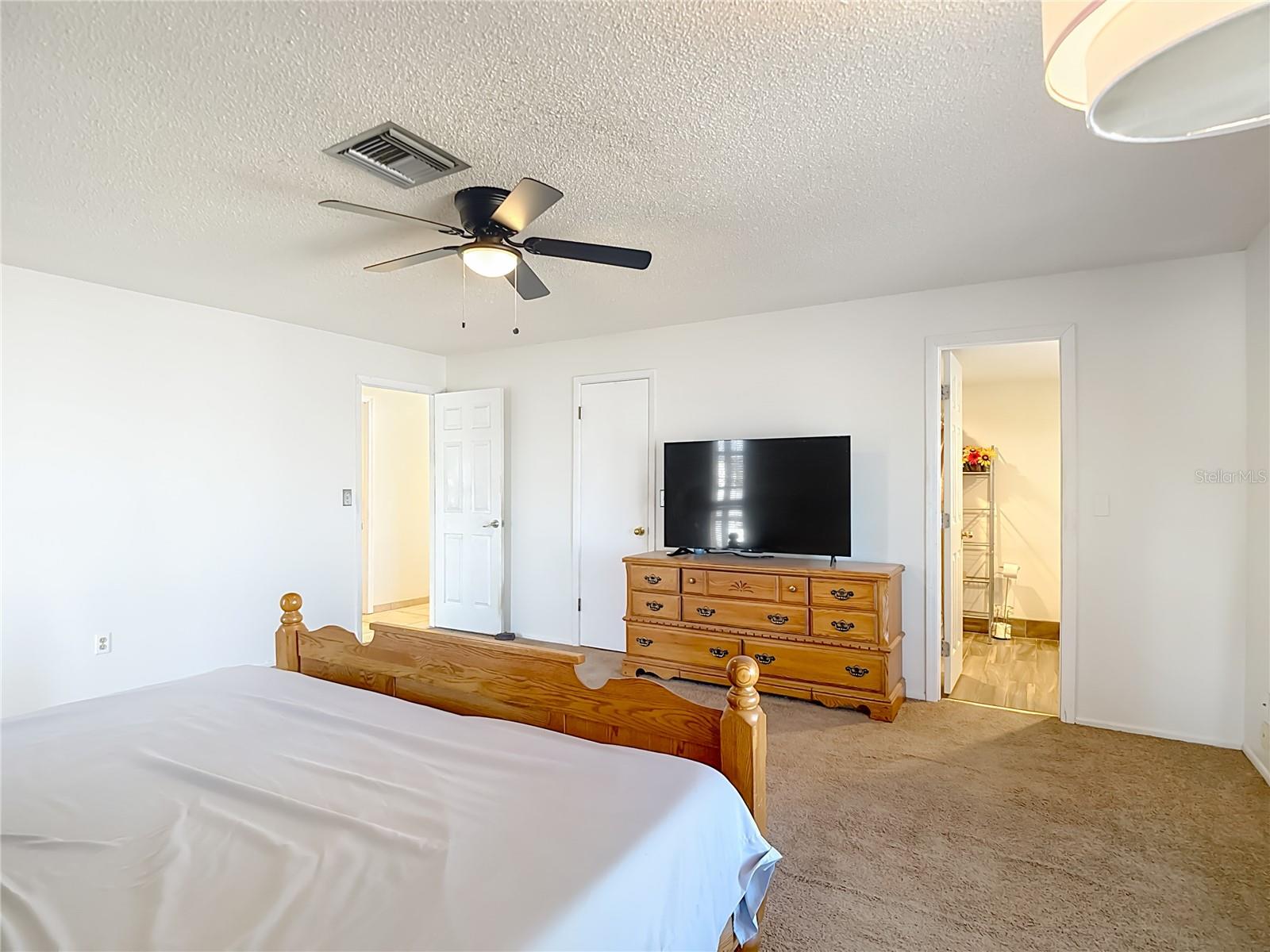 Listing photo id 33 for 11020 Peppertree Lane