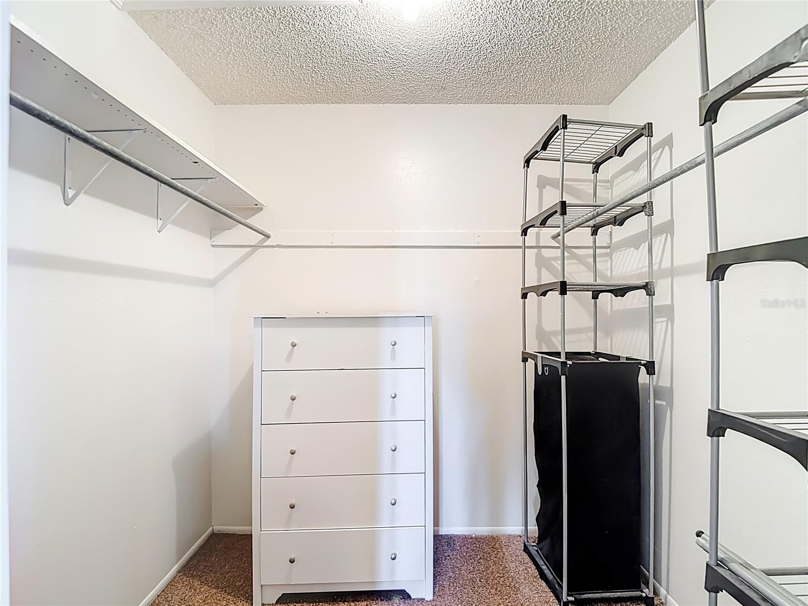 Listing photo id 35 for 11020 Peppertree Lane