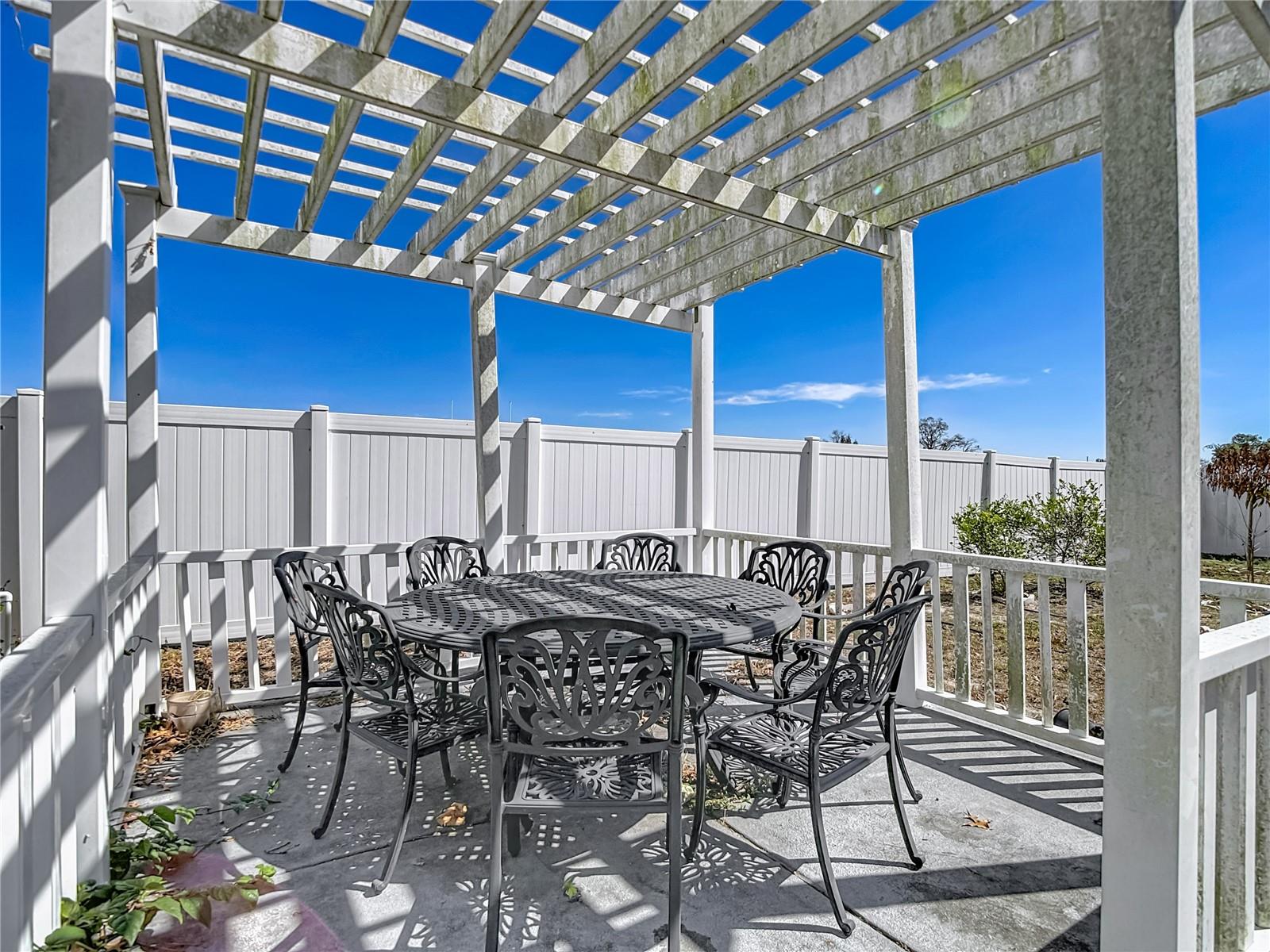 Listing photo id 50 for 11020 Peppertree Lane