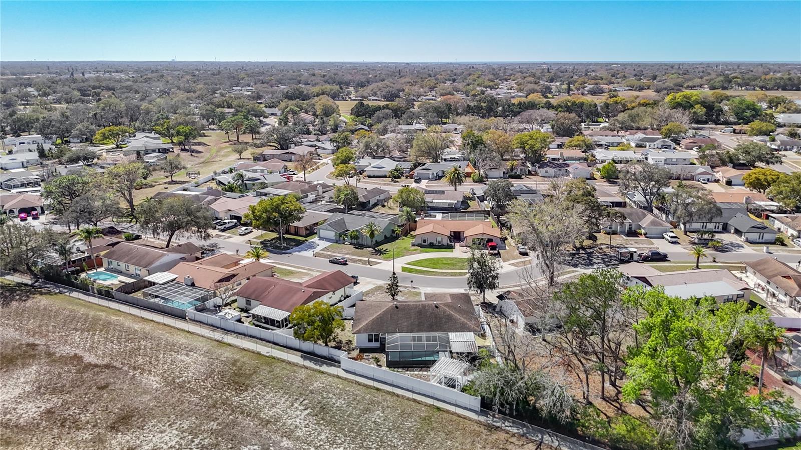 Listing photo id 55 for 11020 Peppertree Lane