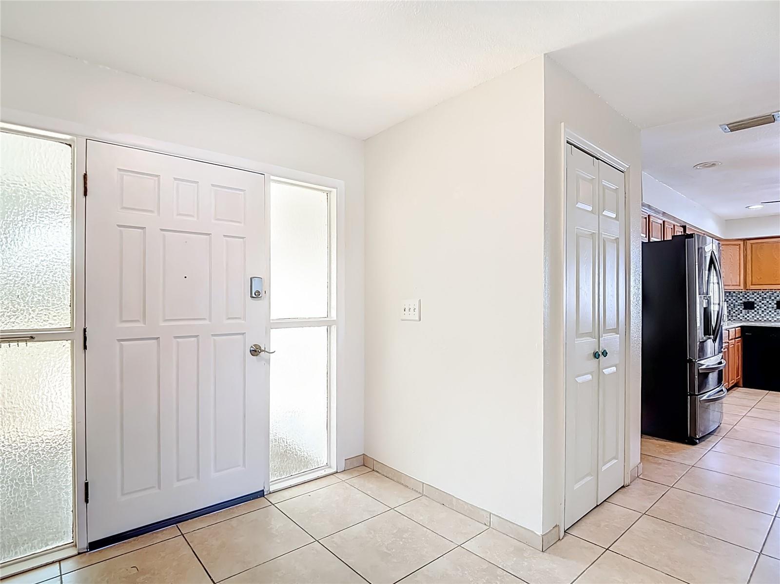 Listing photo id 5 for 11020 Peppertree Lane