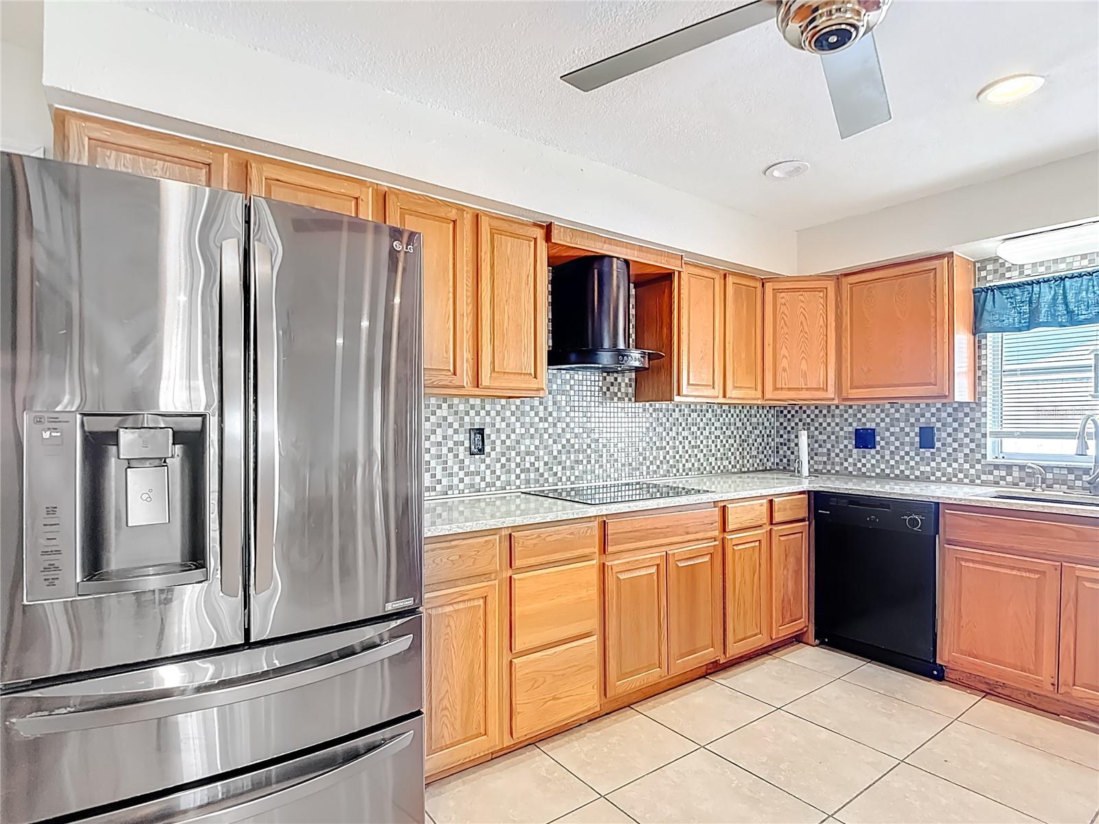 Listing photo id 7 for 11020 Peppertree Lane