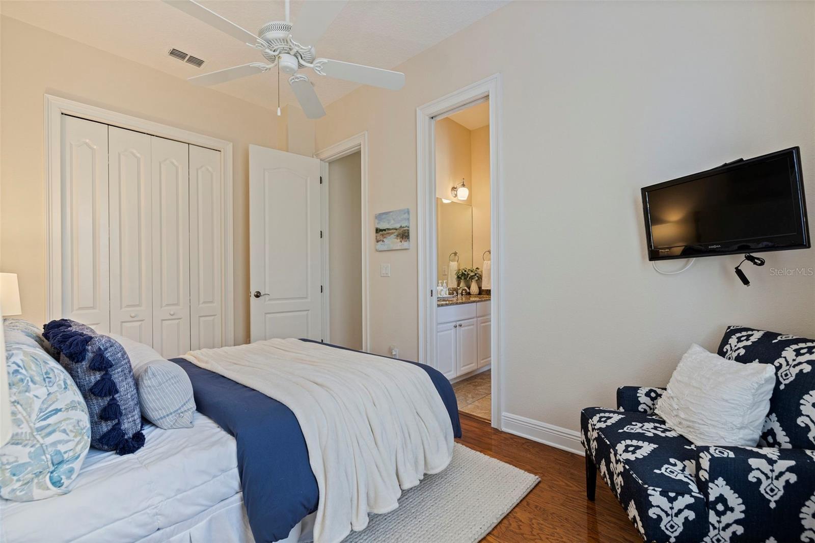 Image 40 of 53 For 114 Davis Boulevard 4