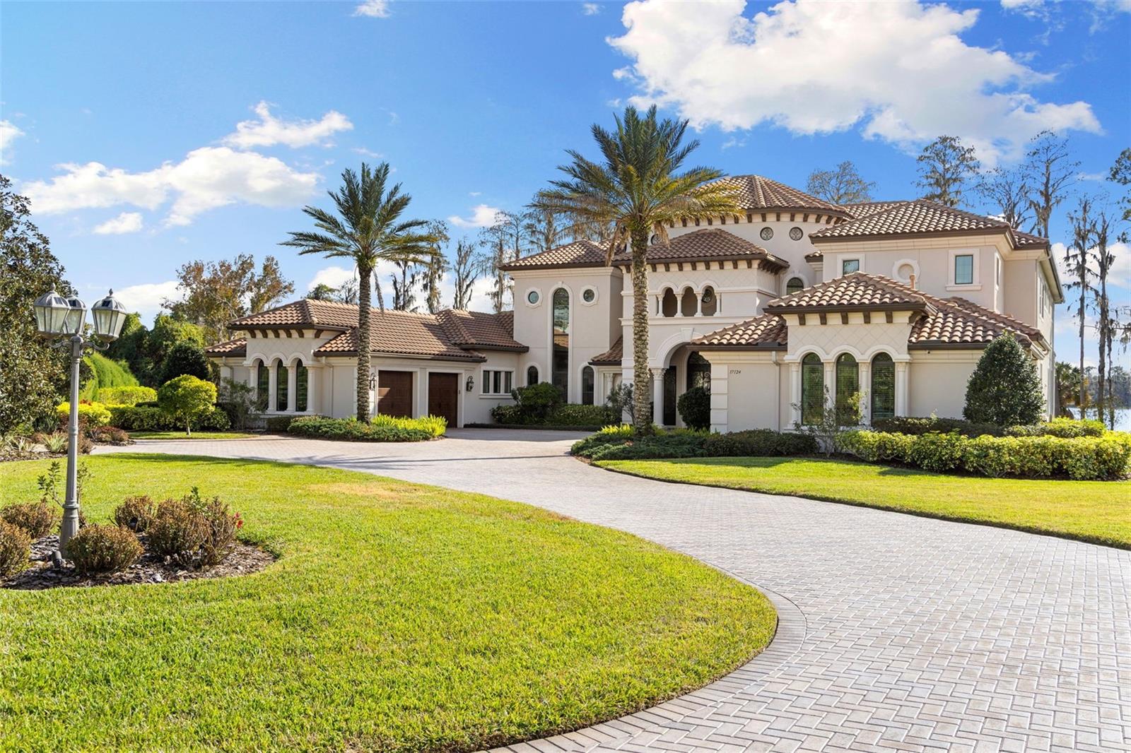 Image 10 of 98 For 17124 Crawley Road