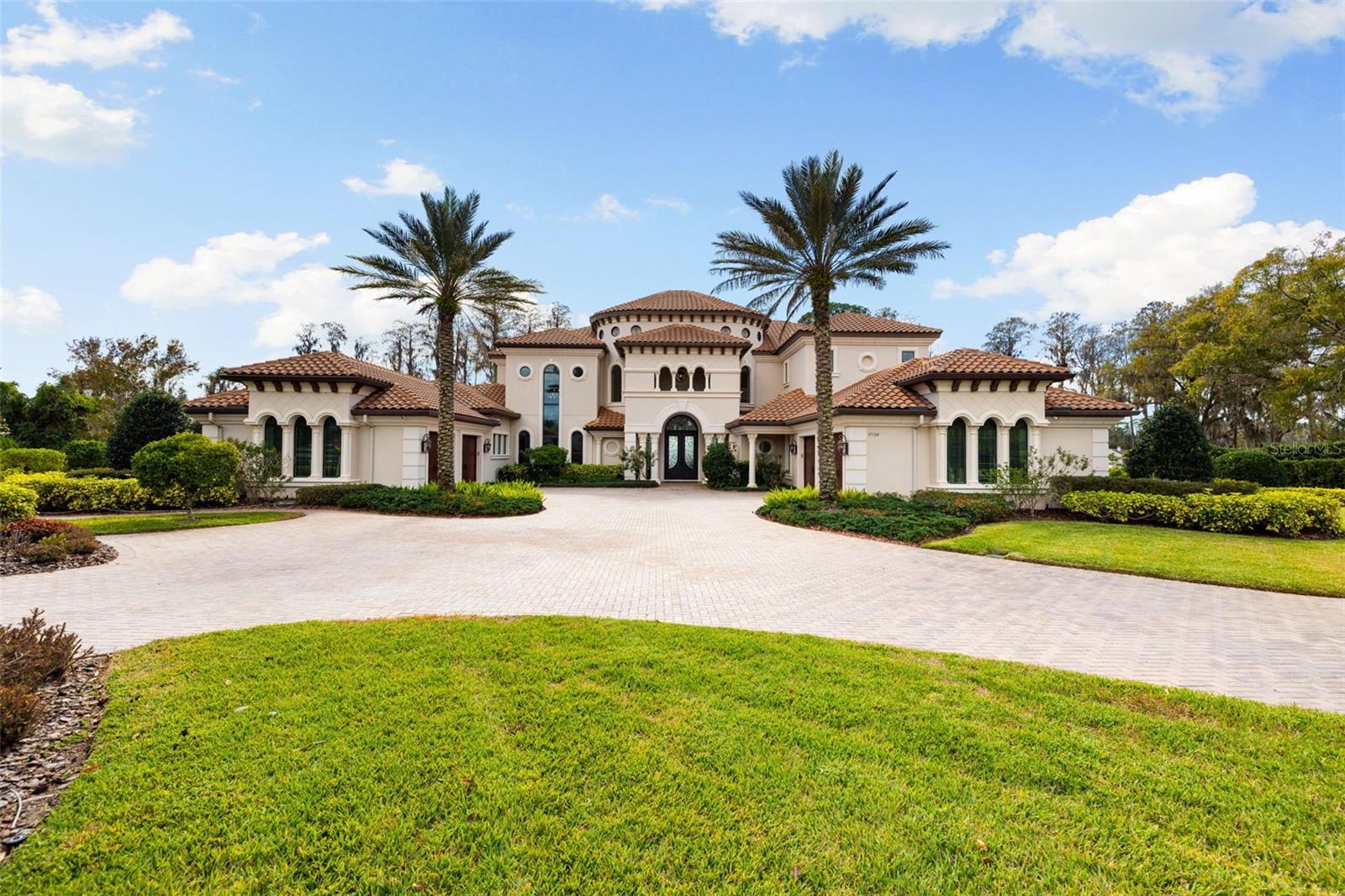 Image 13 of 98 For 17124 Crawley Road