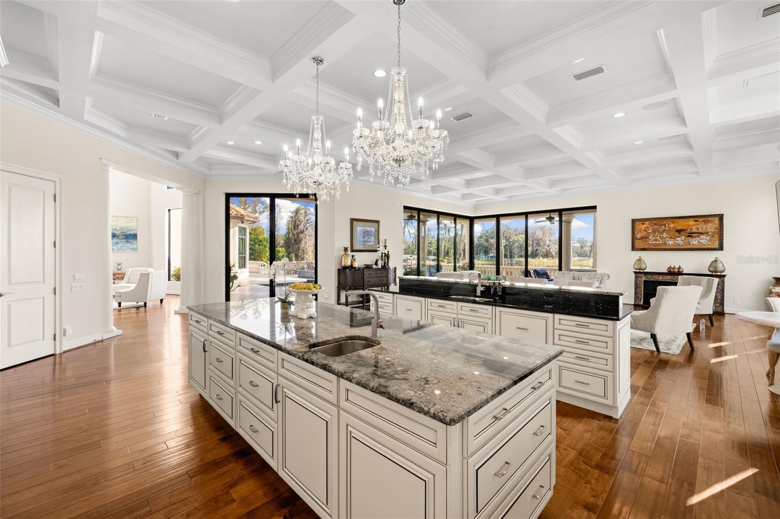 Image 31 of 98 For 17124 Crawley Road