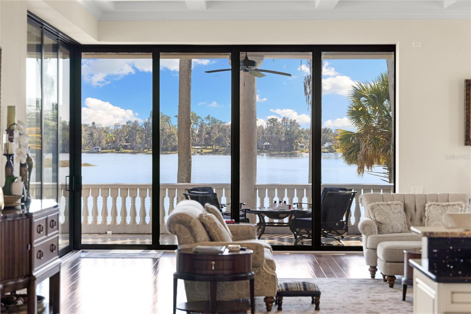 Image 33 of 98 For 17124 Crawley Road